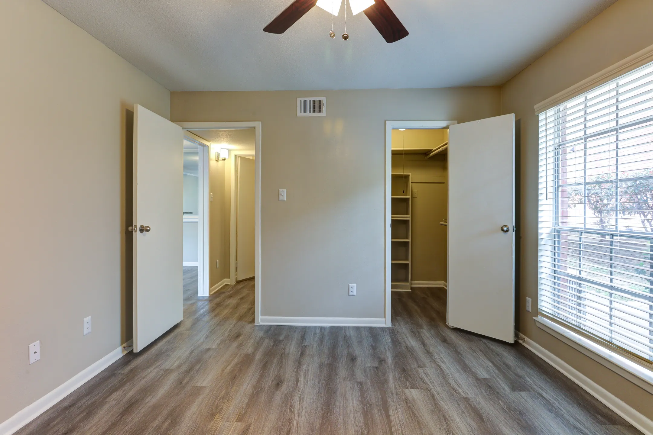 Bedroom - Riverwalk Apartments - Conroe, TX