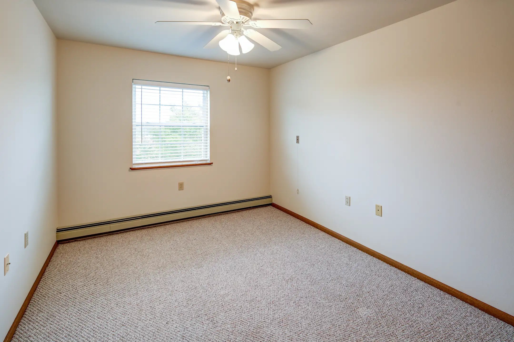 Hillcrest Senior Apartments Apartments Beloit, WI 53511