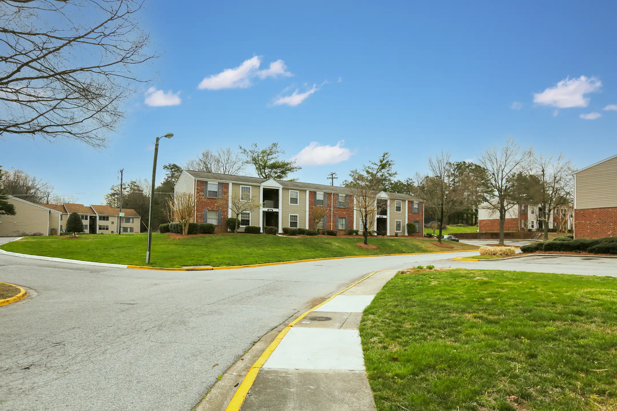 Ashley Woods Apartments Greensboro, NC 27406