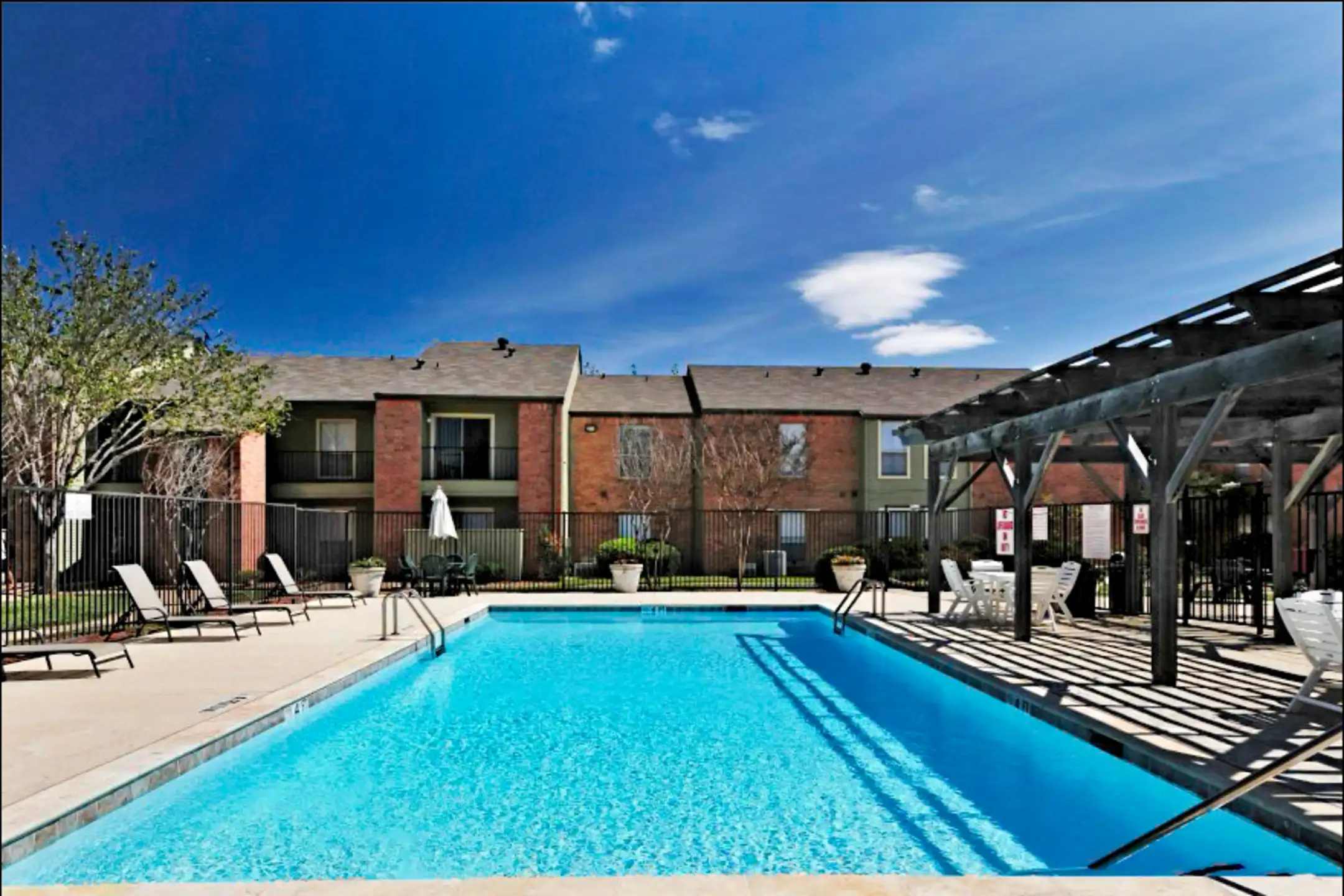 Pool - Brookside - Bryan, TX
