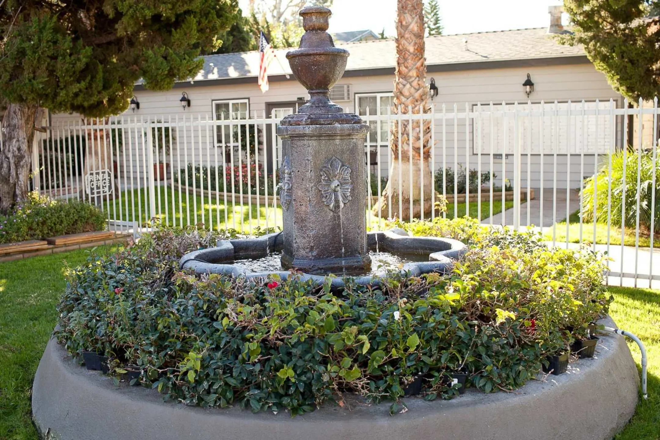 Seranado Fountain - Orange, CA