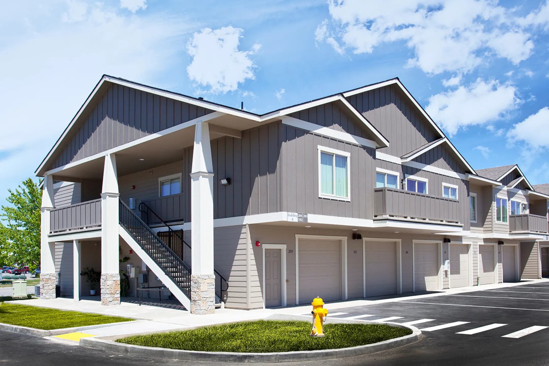 Building - Legacy Villas Apartments - Liberty Lake, WA