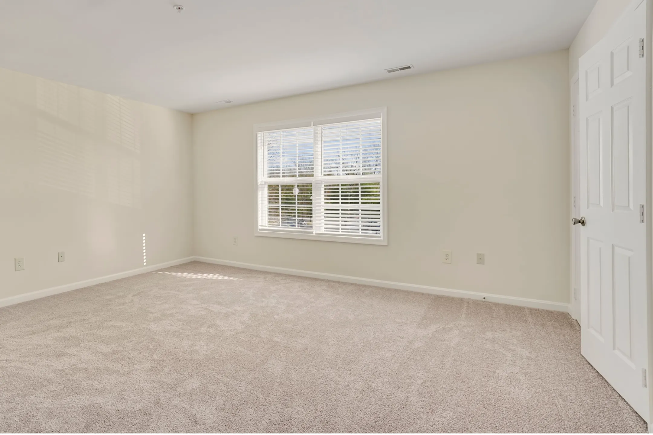 Piney Ridge Townhomes 964a Marimich Ct Sykesville, MD Apartments