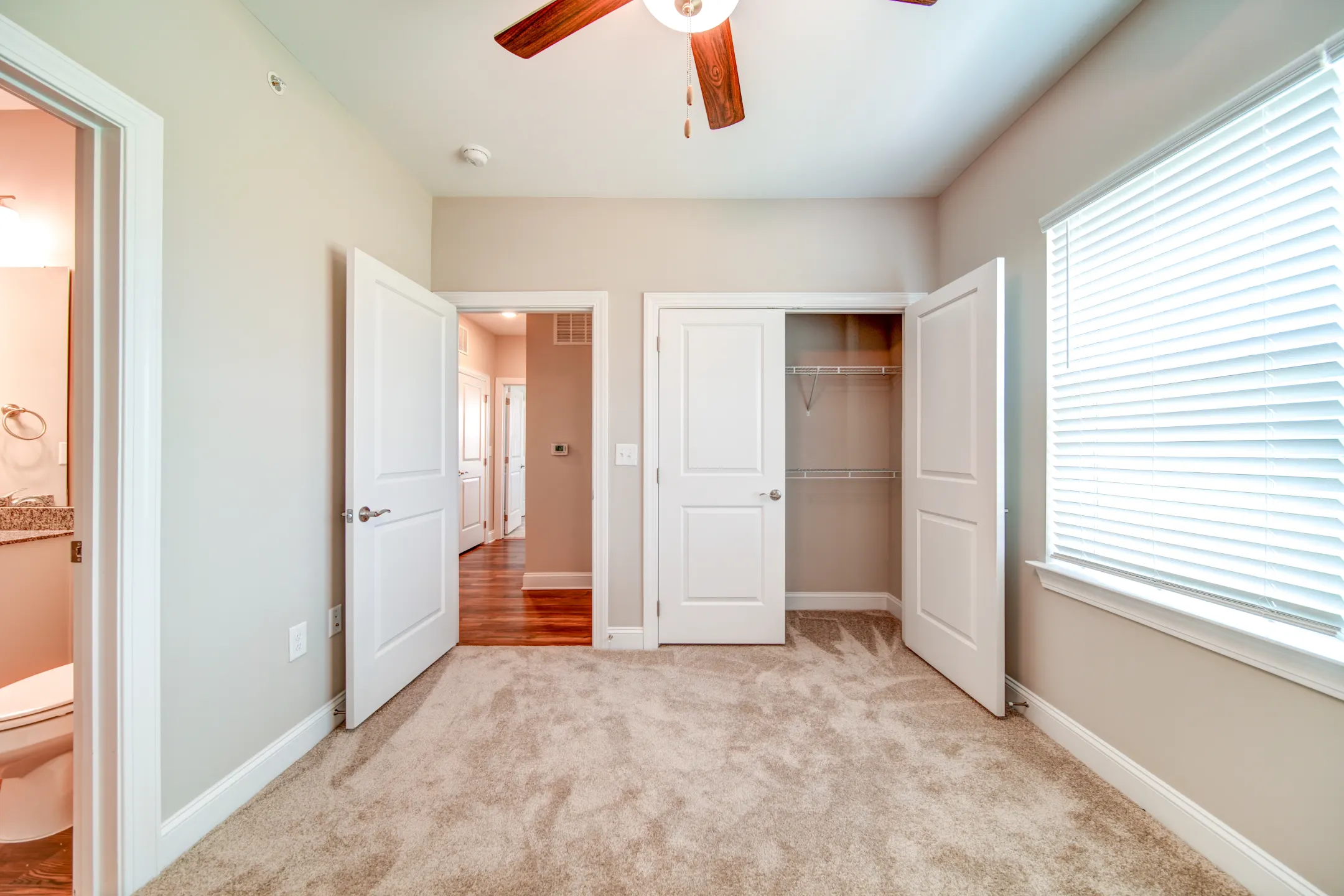 Crescent Pointe Apartments Apartments North Charleston, SC 29418