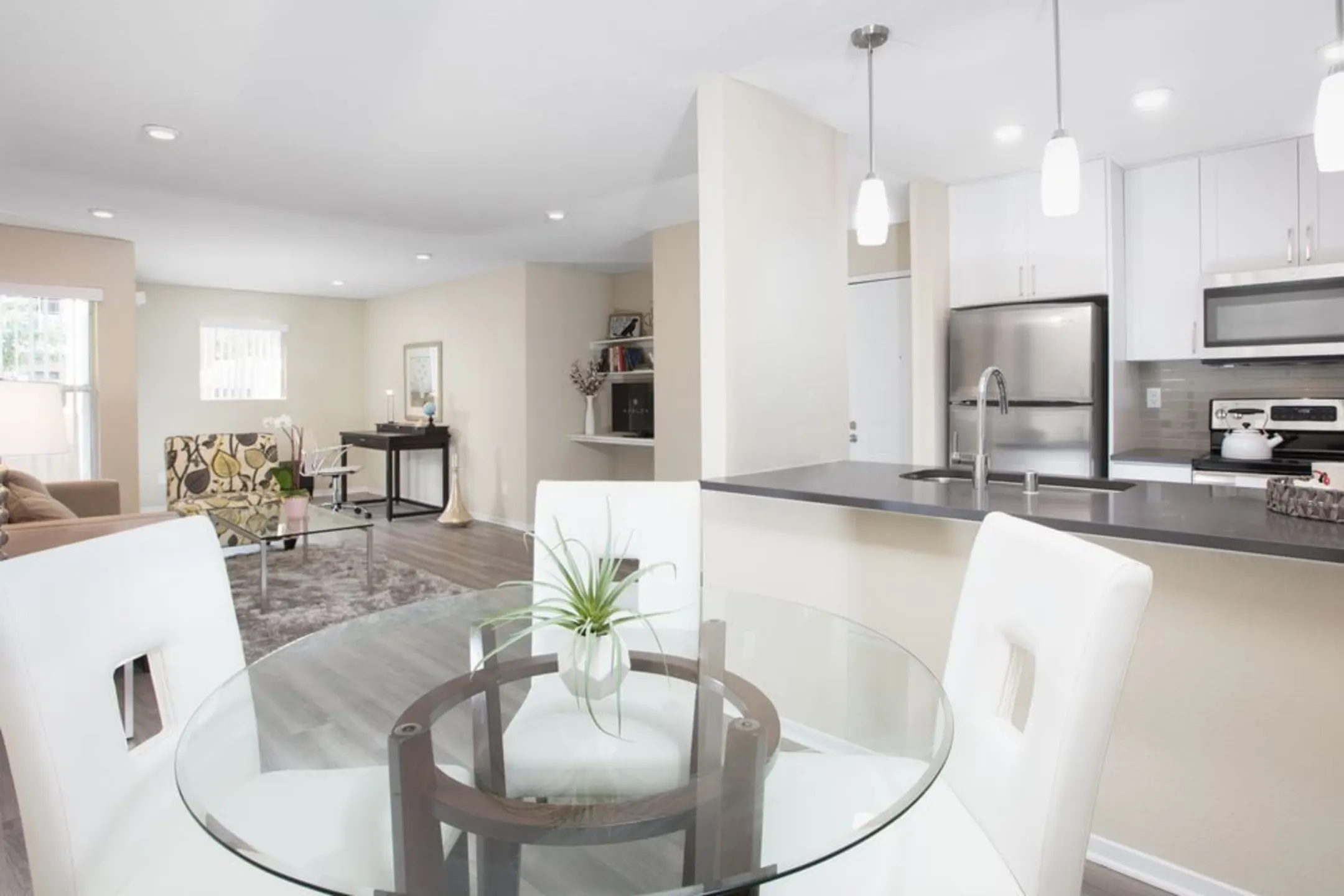 Avalon Walnut Ridge Apartments Walnut Creek, CA 94597