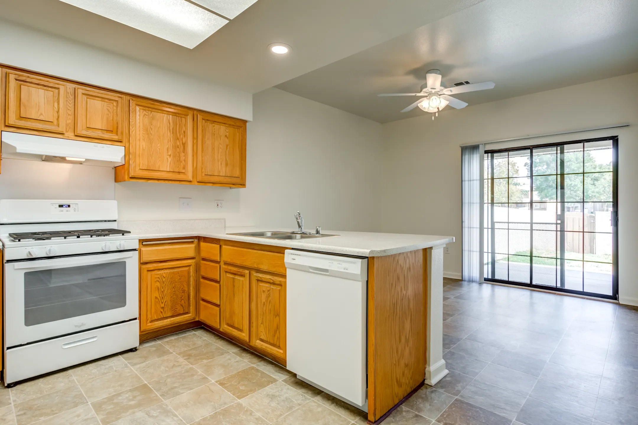 Constellation Park Military Housing 985 Ticonderoga Ave Lemoore