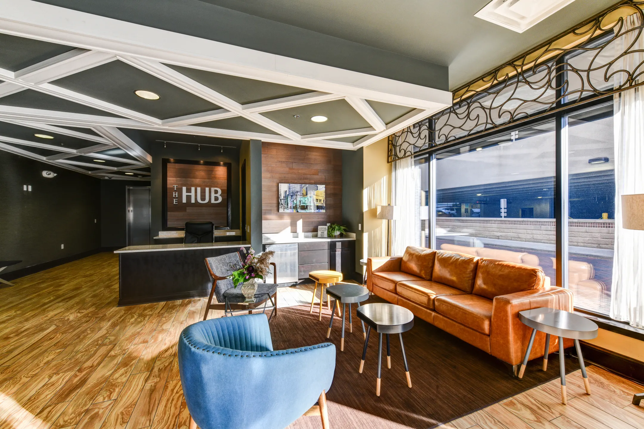 Living Room - The Hub - Columbus, OH