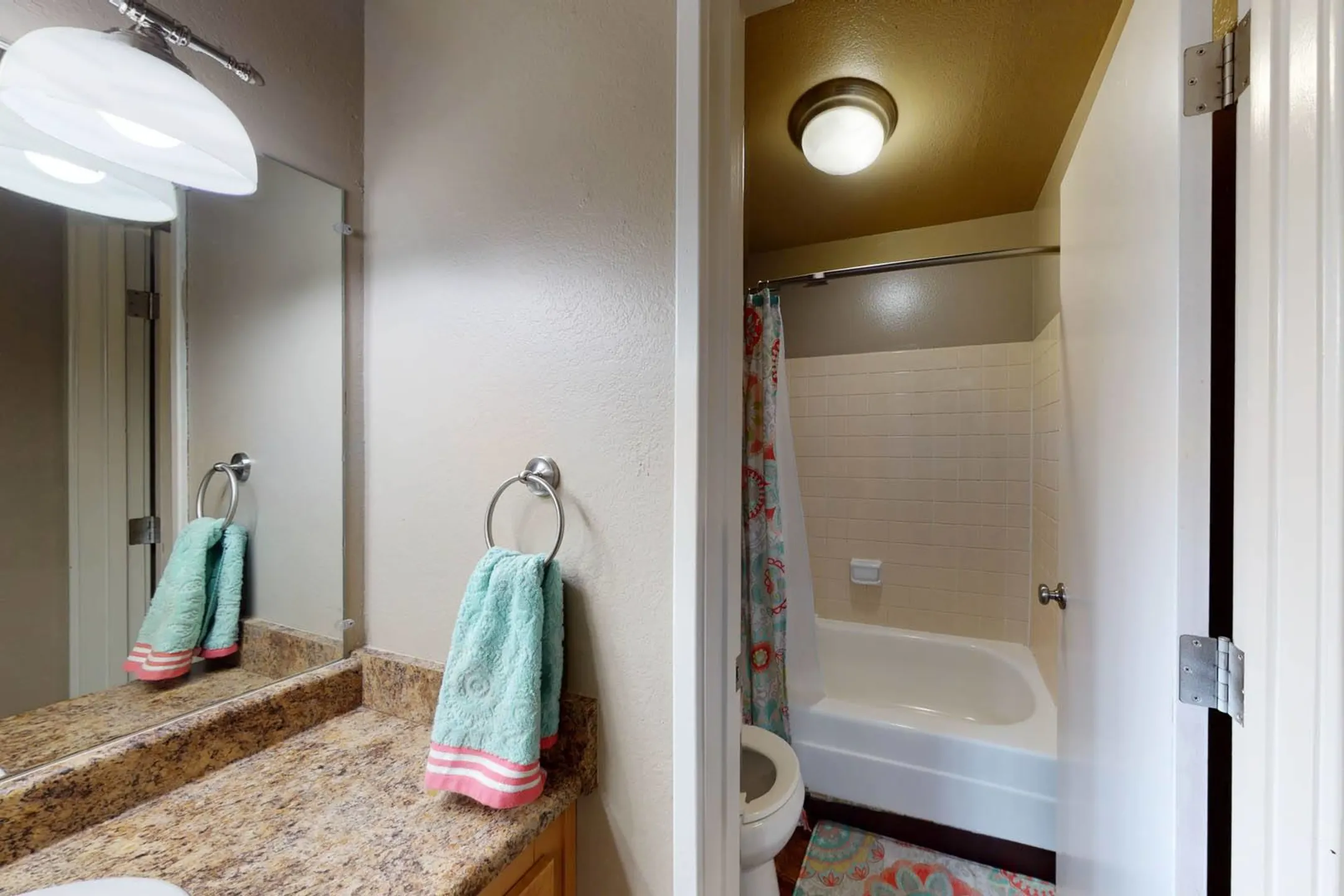Bathroom - Glen at Hidden Valley - Reno, NV