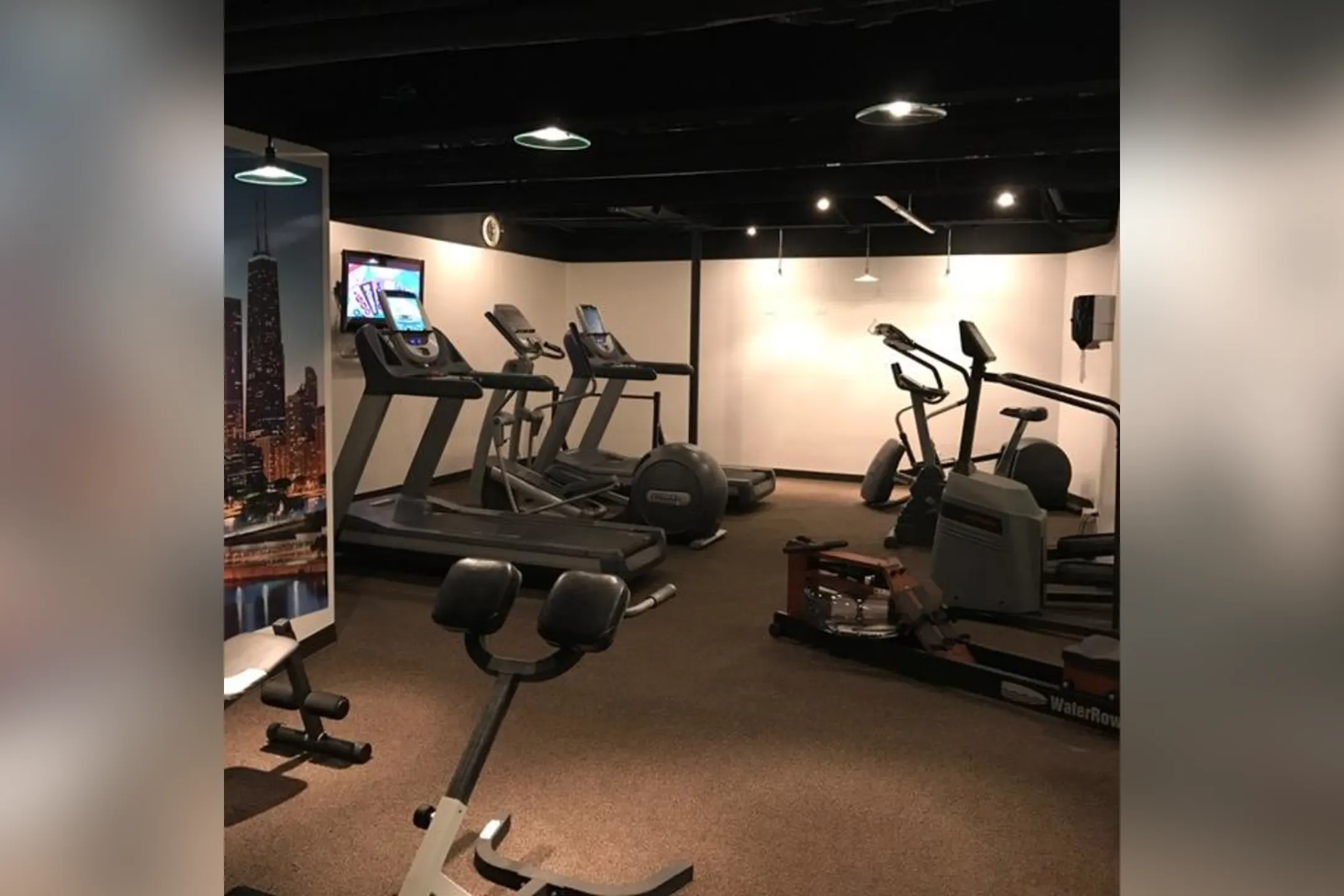 Fitness Weight Room - Park View - Chicago, IL