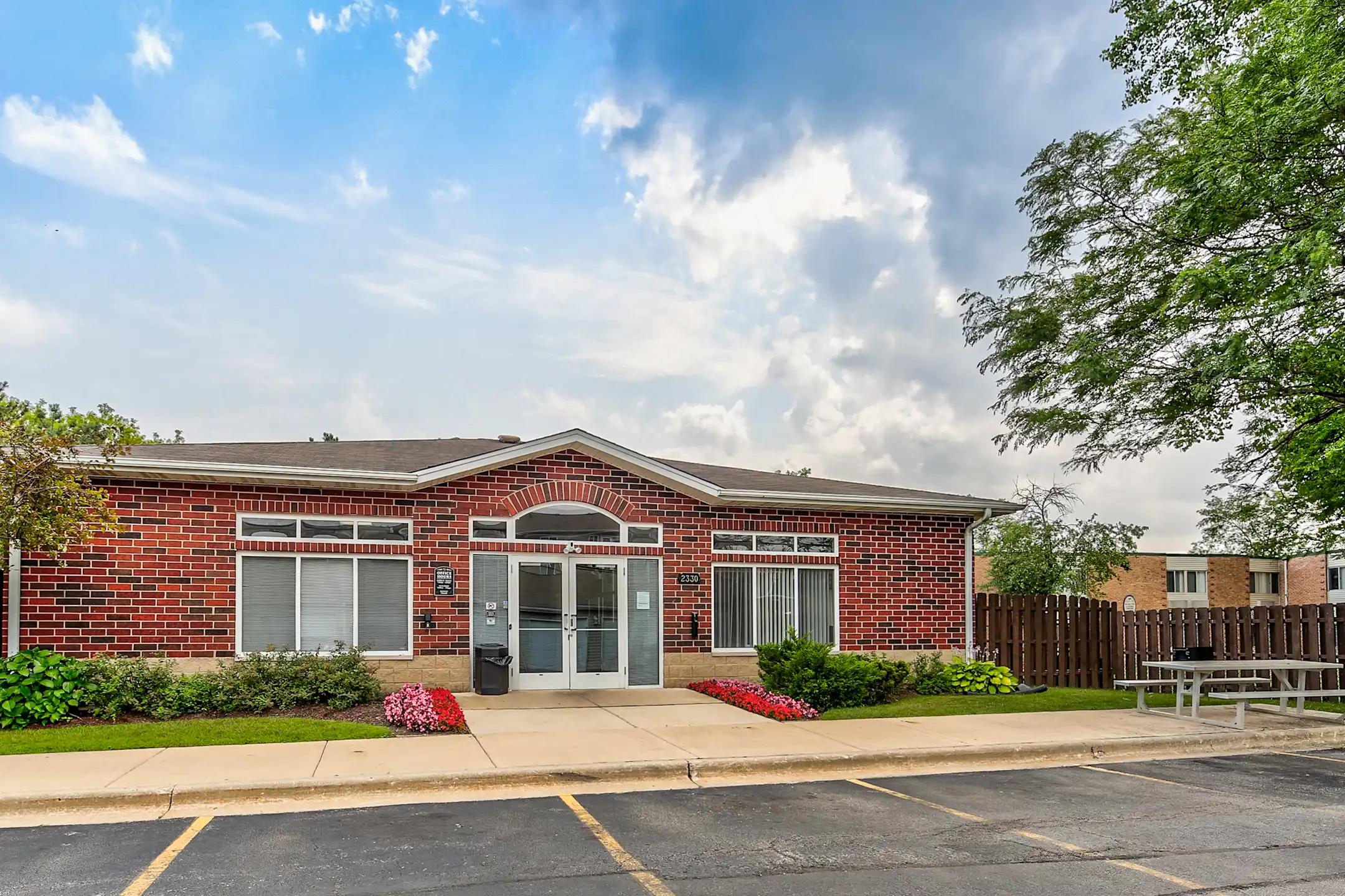 Northgate 2330 N Samson Way Waukegan, IL Apartments for Rent Rent.