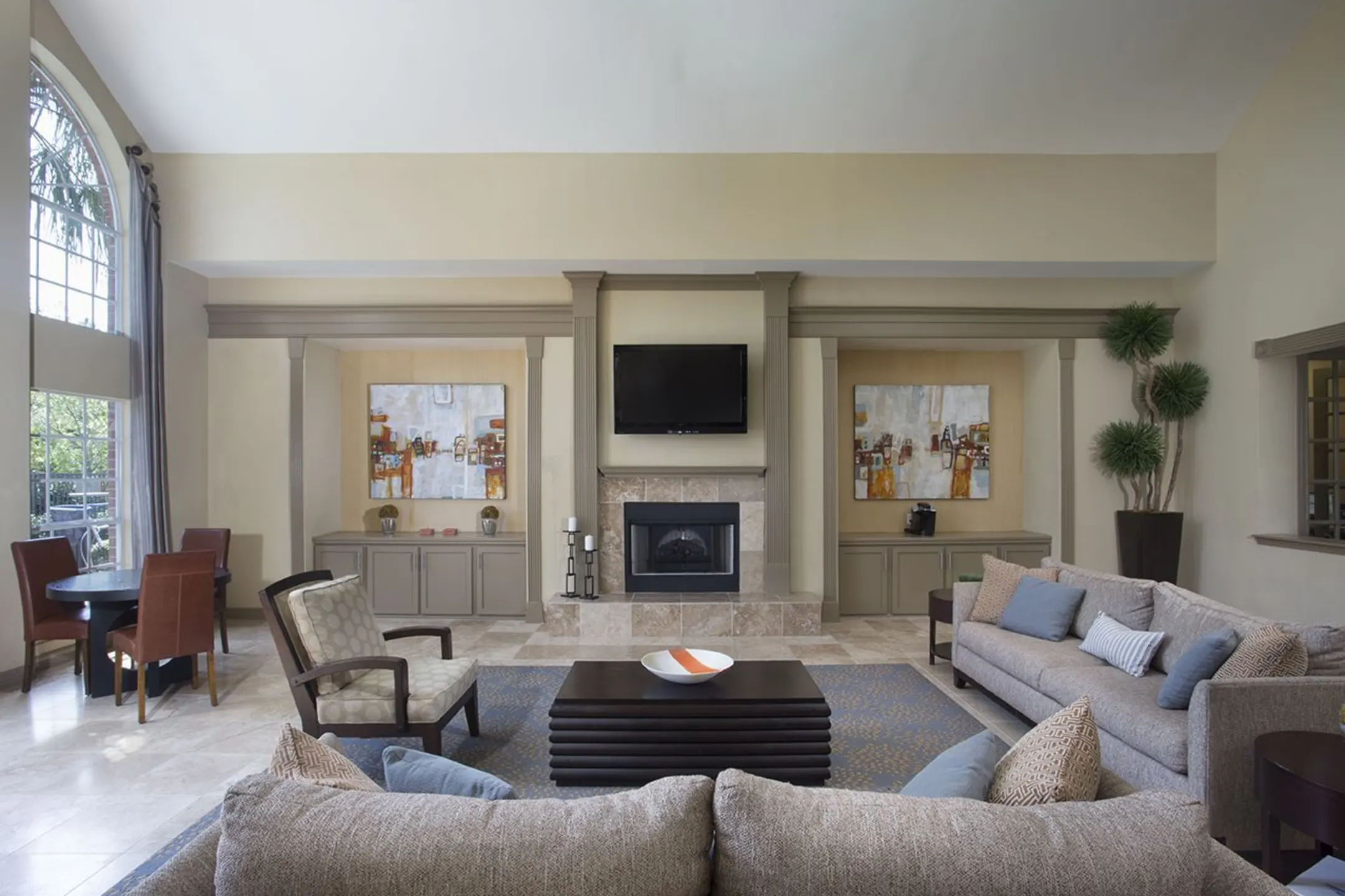 Lakeside Villas 2455 Weldwood Dr Baton Rouge, LA Apartments for