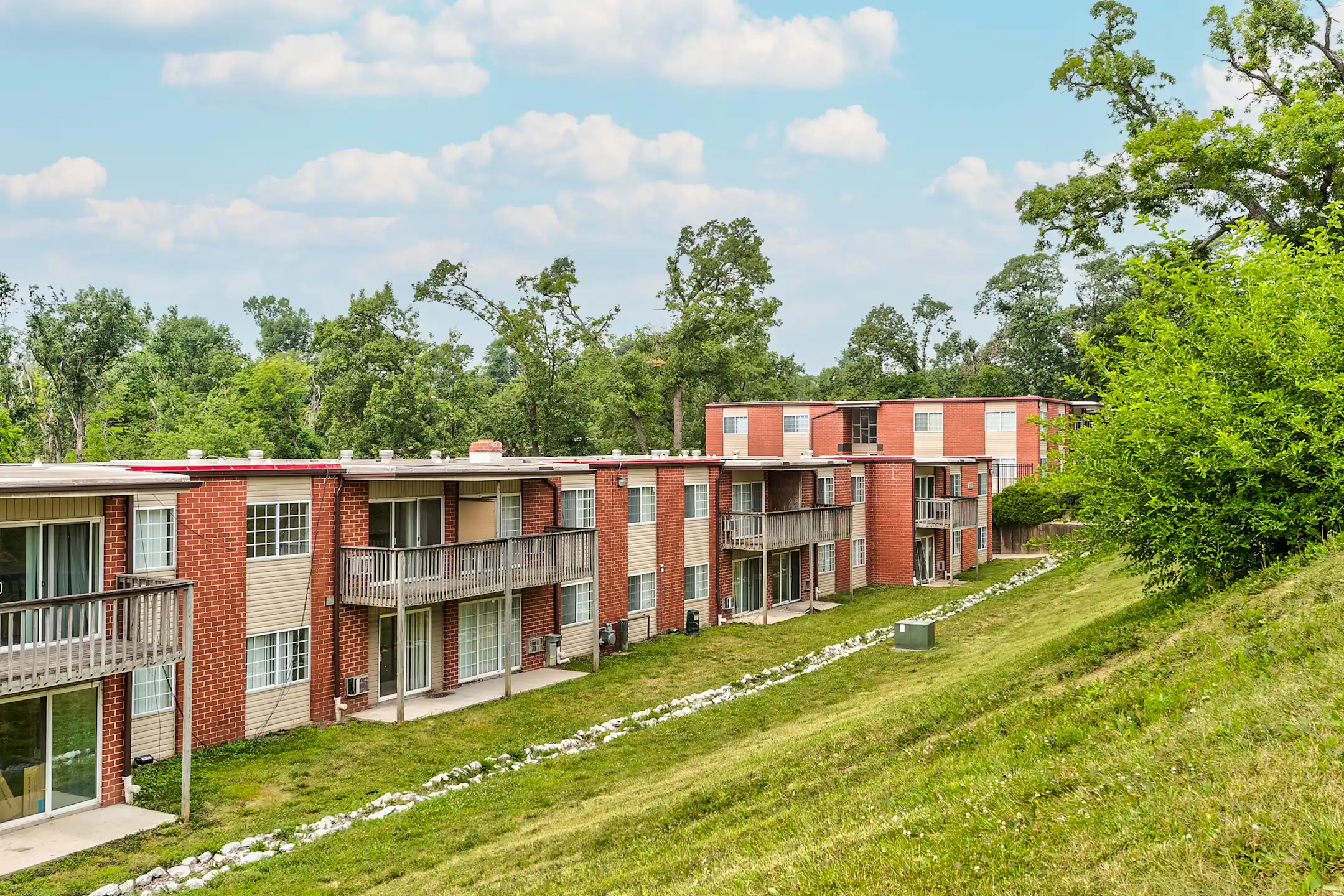 Overlook 380 Apartments Apartments Cedar Rapids, IA 52402