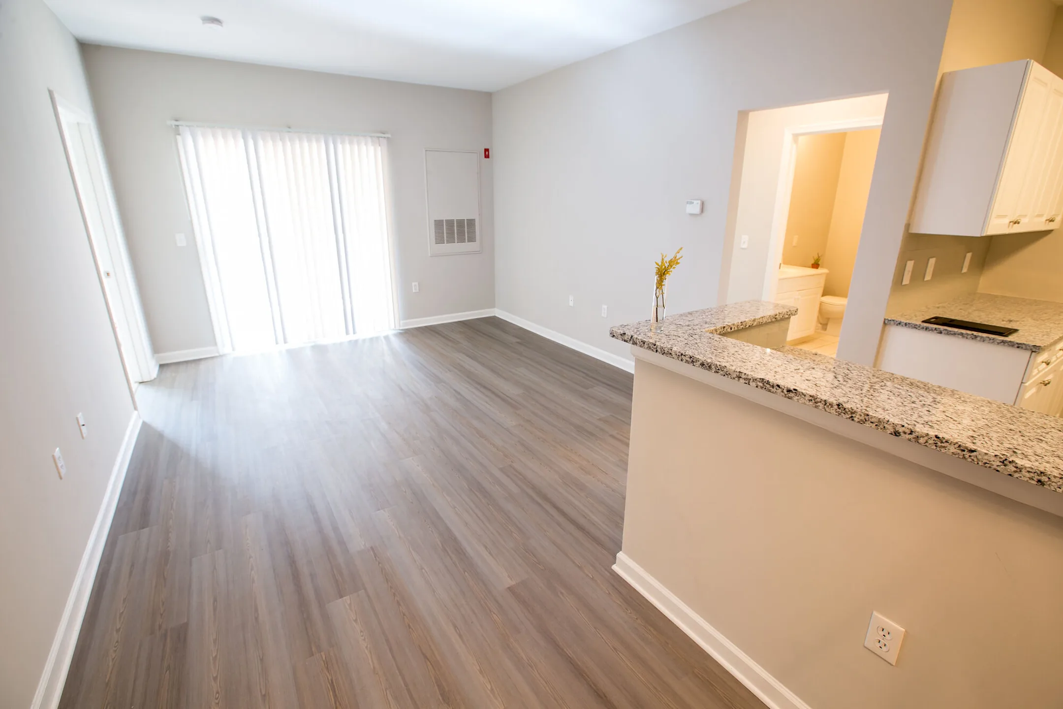 The Pointe at Neptune 3425 W Bangs Ave Neptune, NJ Apartments for