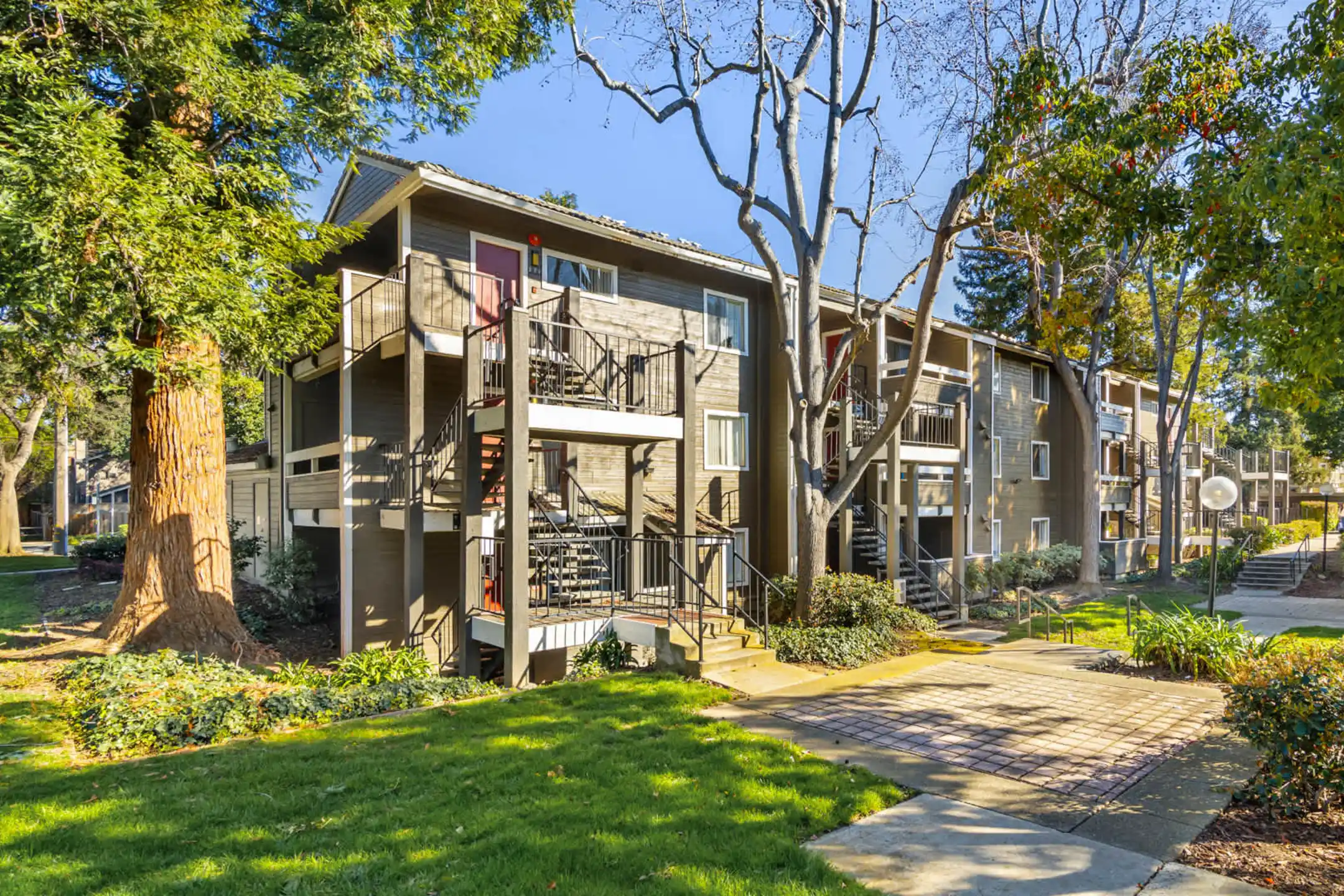 Woodleaf Apartments Campbell, CA 95008