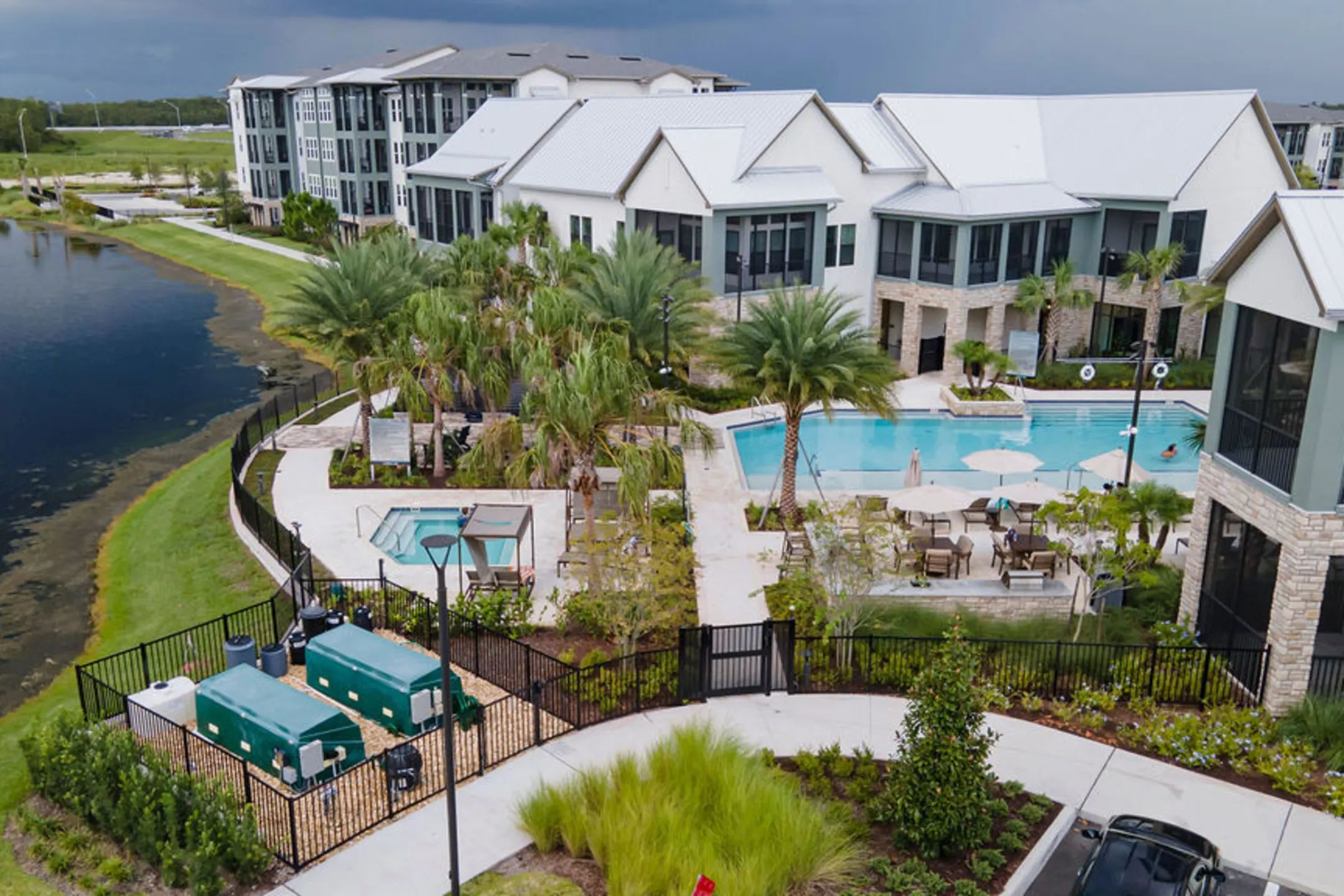Pool - Urbon @ Nona Apartment Homes - Orlando, FL