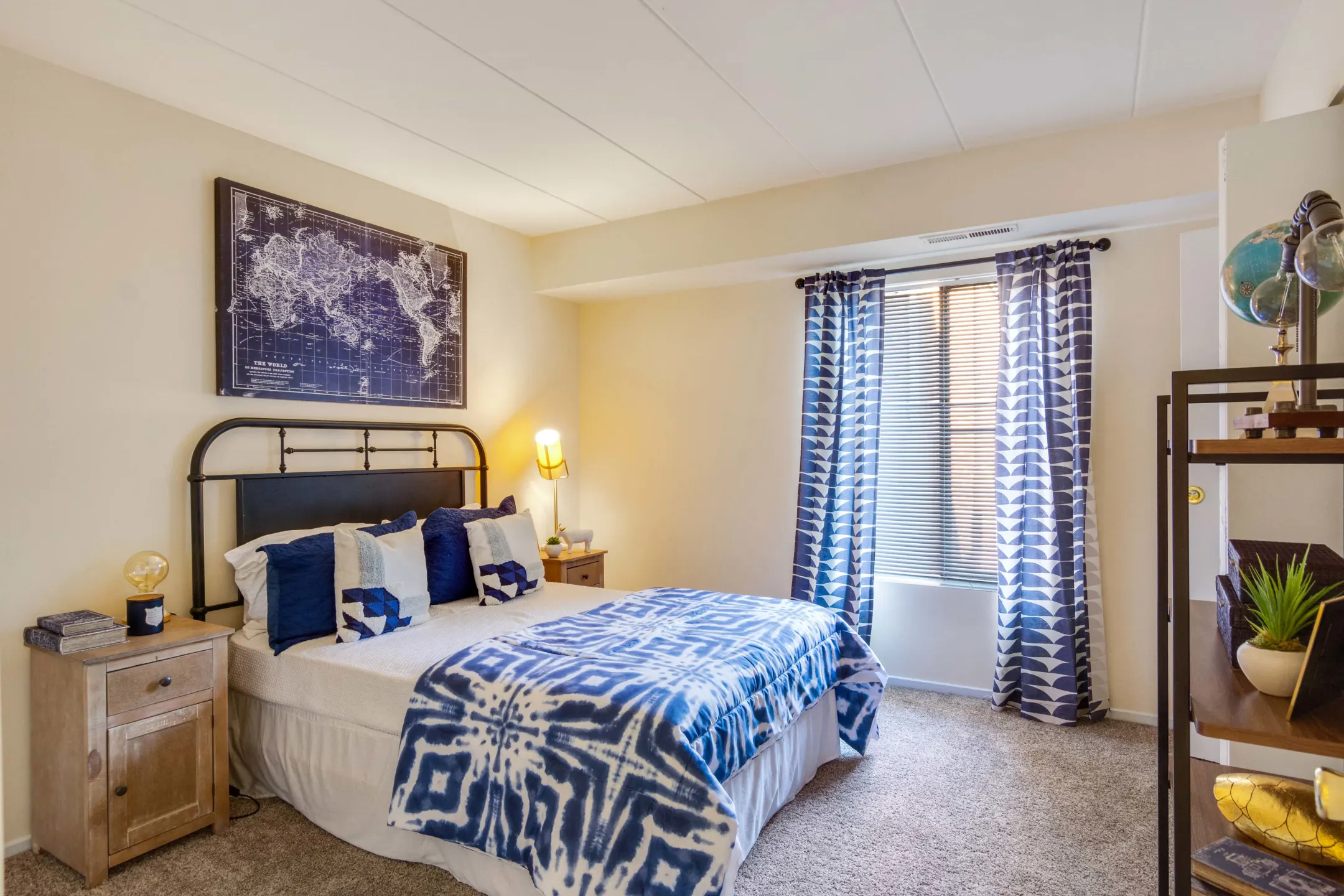 Bedroom - Parkway Apartments - Williamsburg, VA