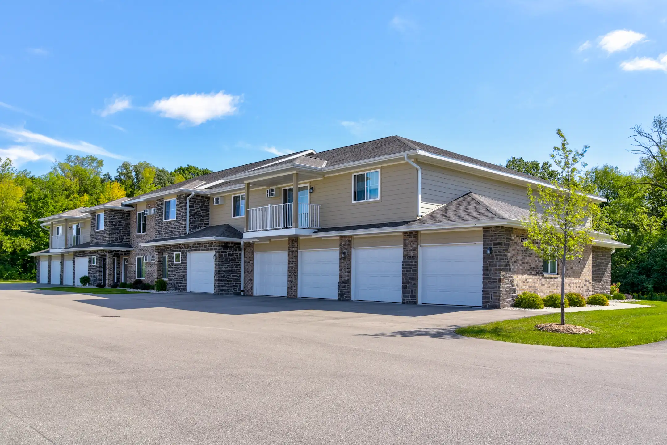 North Shore Apartments Apartments Menasha, WI 54952