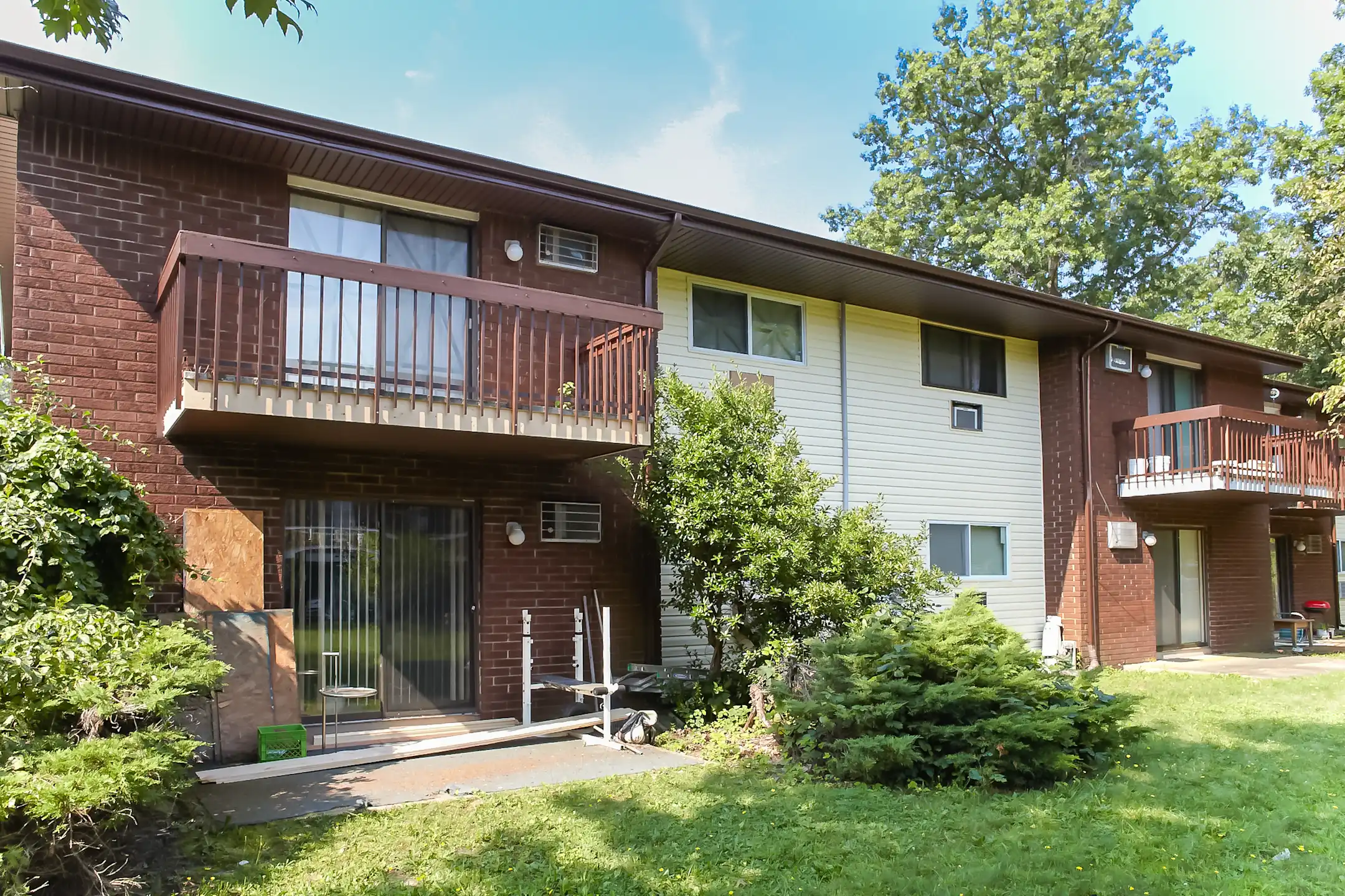 Lido Village 111 Victor Ave Eatontown, NJ Apartments for Rent Rent.