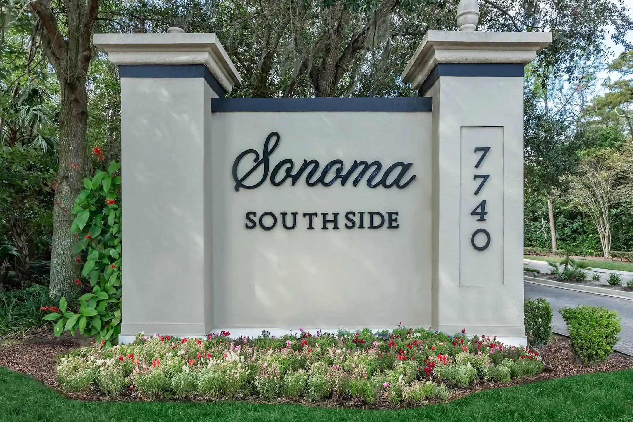 Sonoma Southside 7740 Southside Blvd Jacksonville, FL Apartments