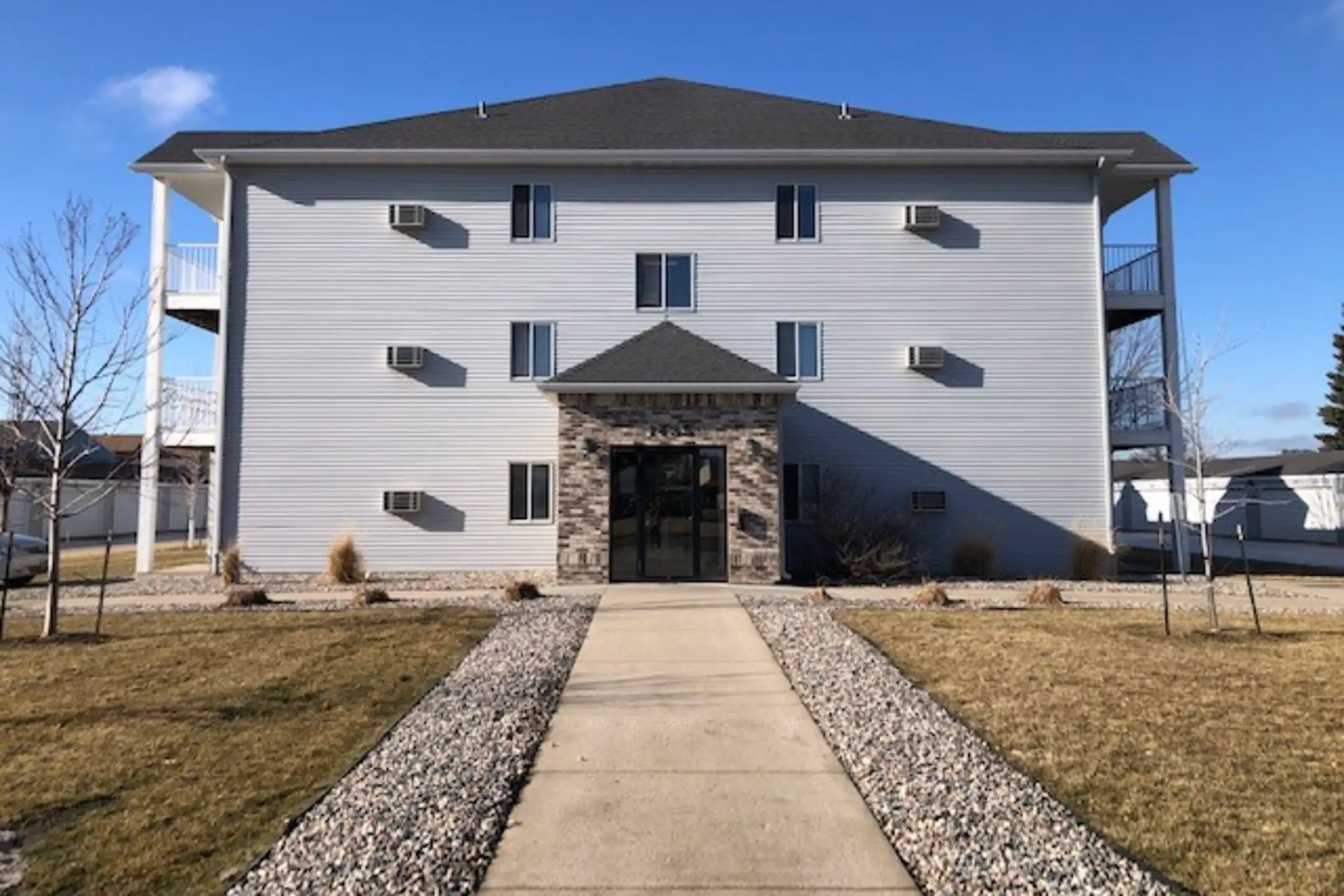Brandy Hill Center Apartments Apartments Fargo, ND 58103