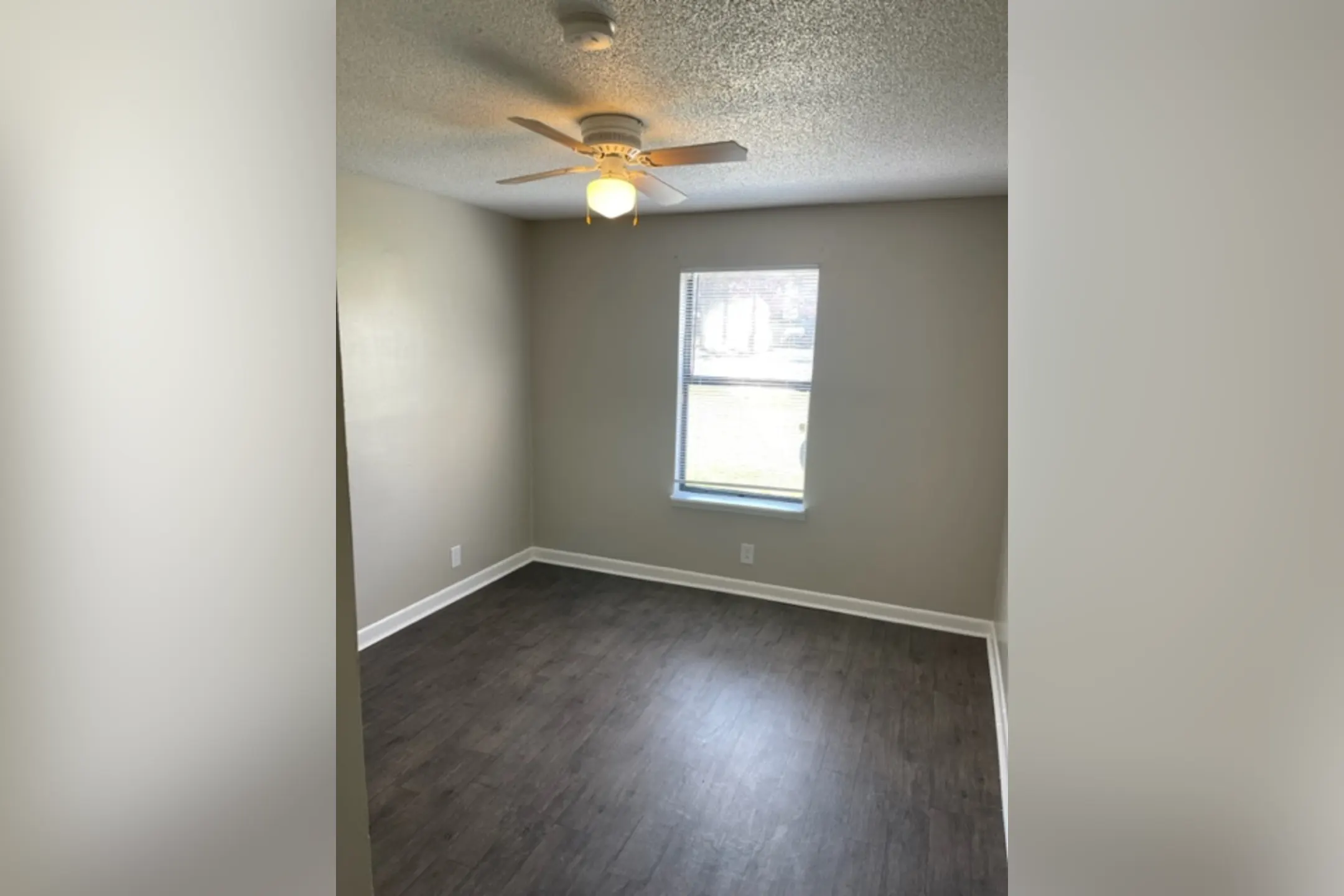 Horizon Park Apartments - Nashville, TN 37211