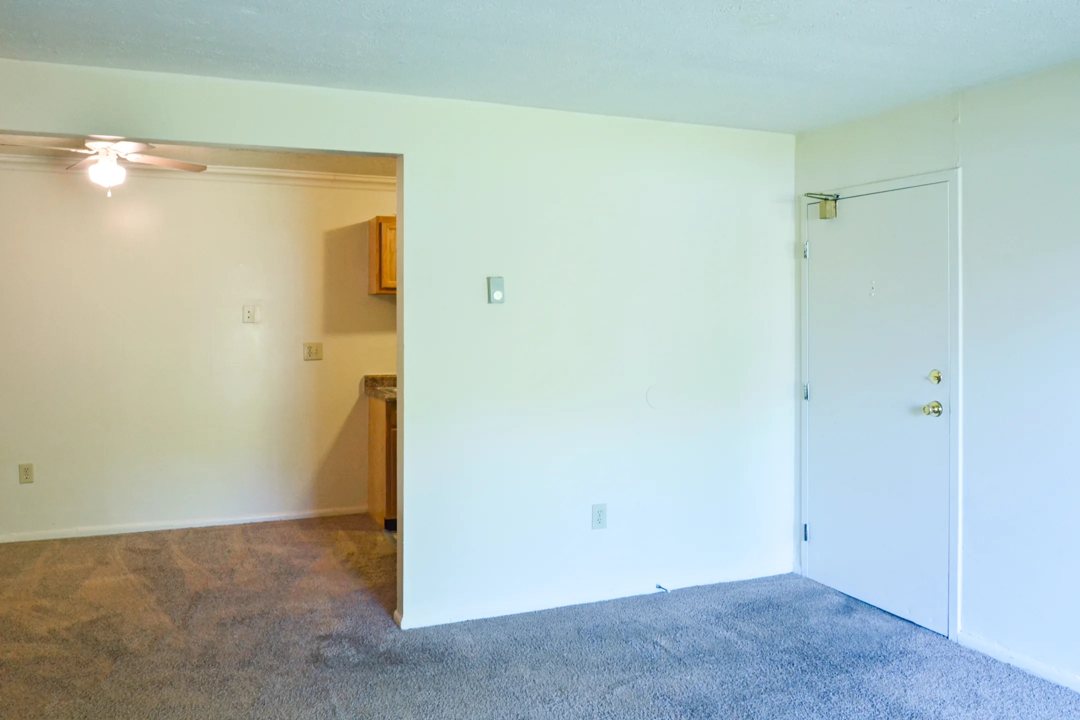 Anderson Square Apartments 1100 King Louis Ct Cincinnati, OH