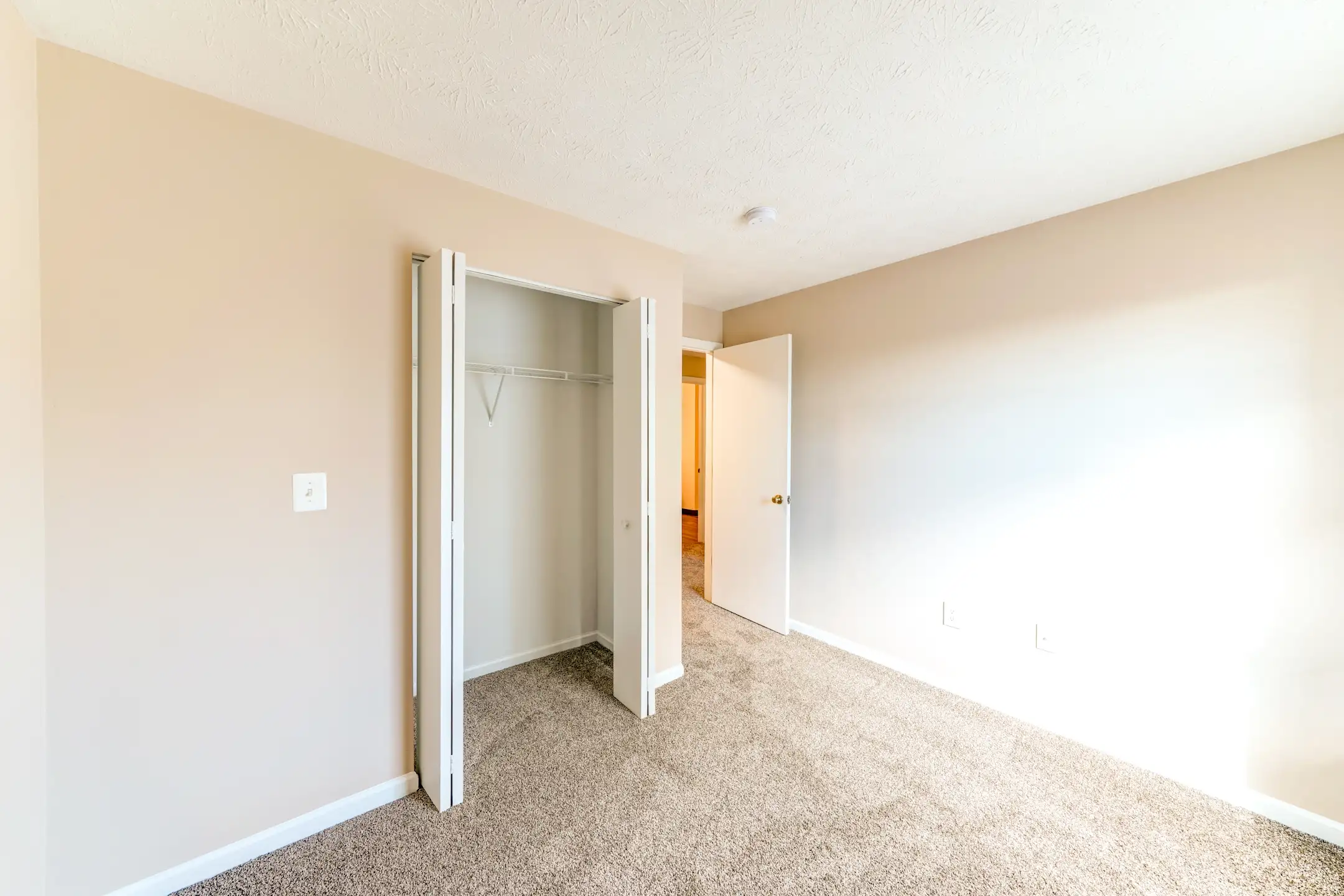 Country View Apartment 388 Country View Ct Martinsville, IN