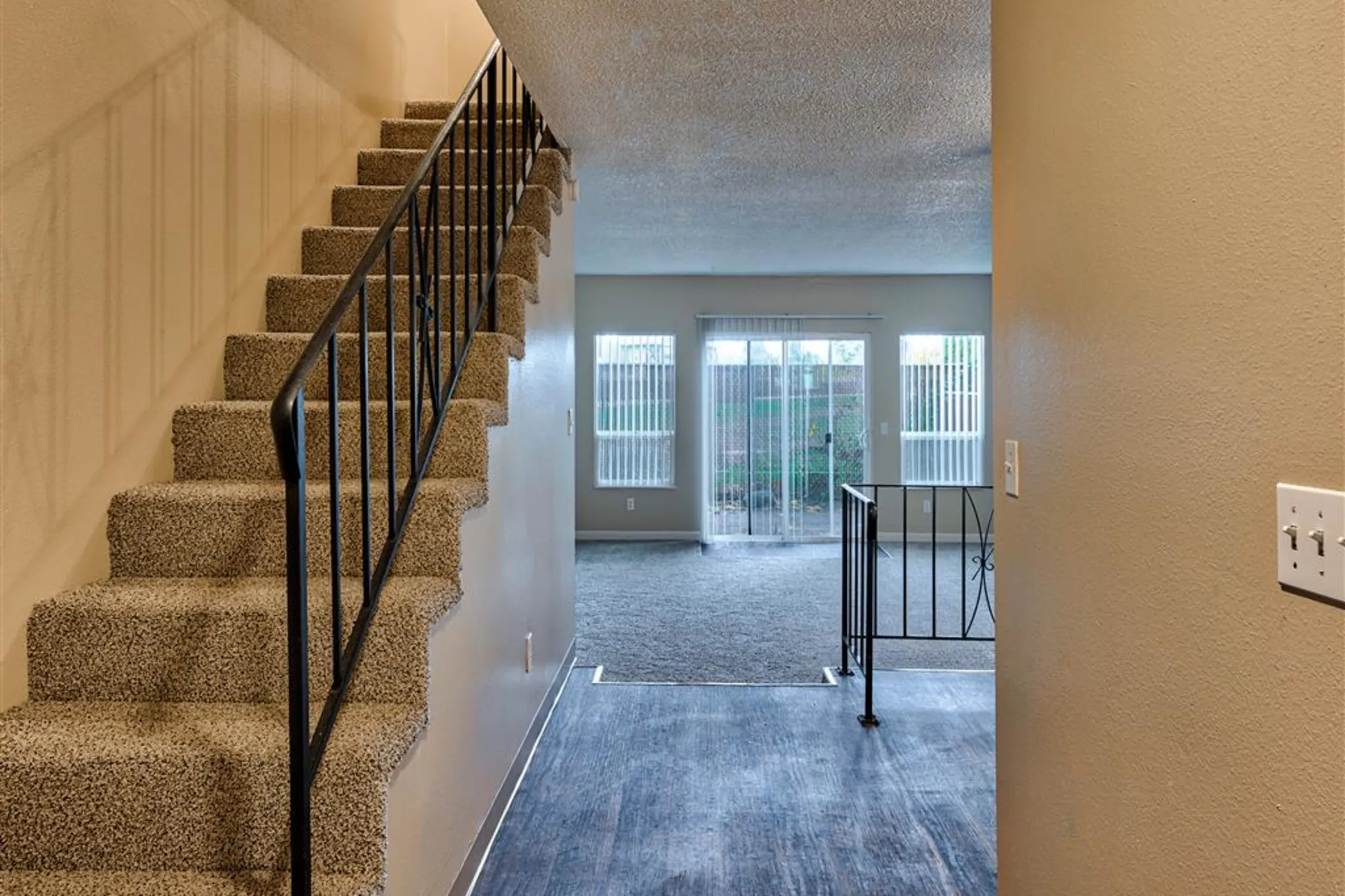 Canby Garden Townhomes - Canby, OR