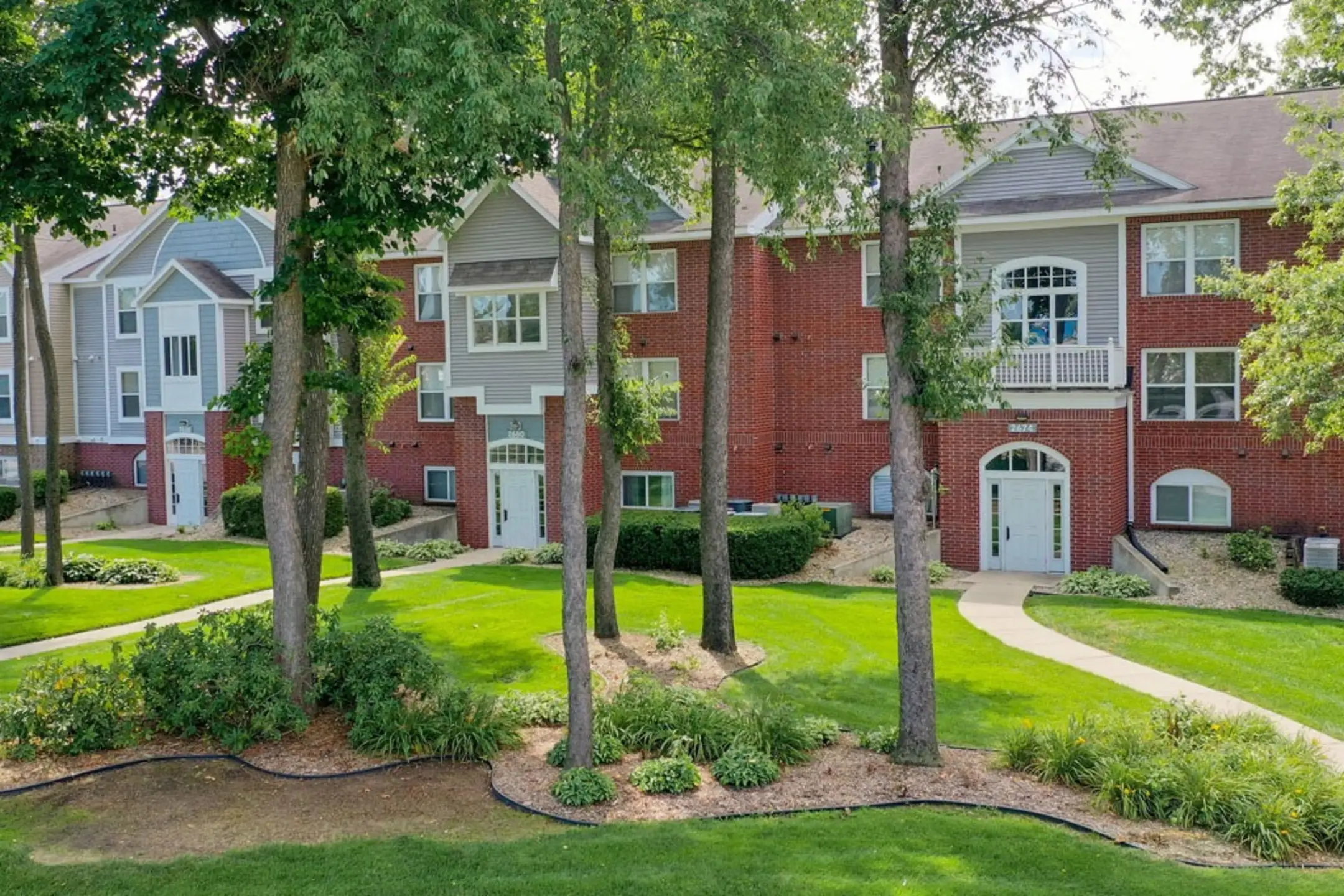 The Highlands Apartments Elkhart, IN 46514