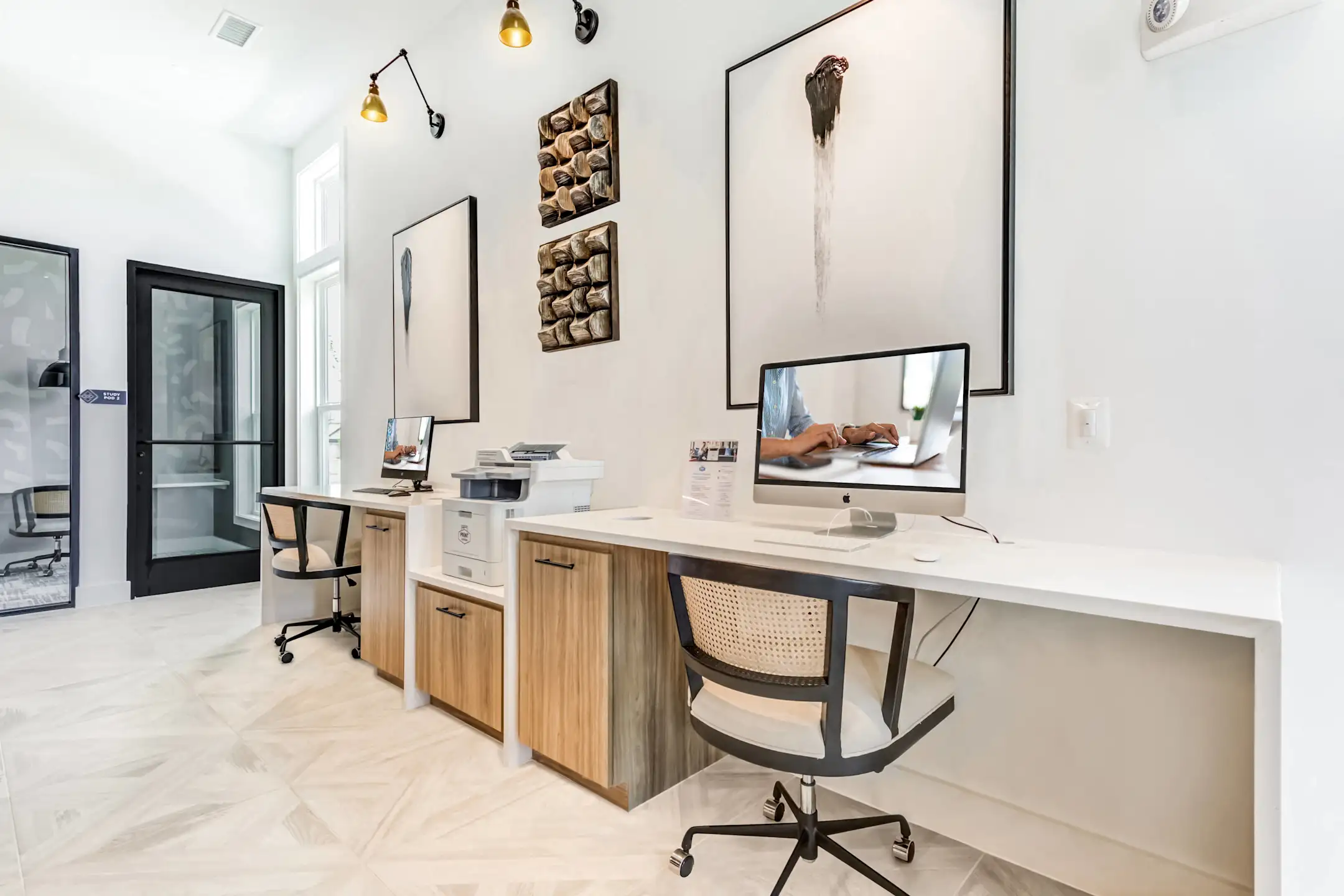 Bainbridge Market Commons 550 Stanton St Frederick, MD Apartments