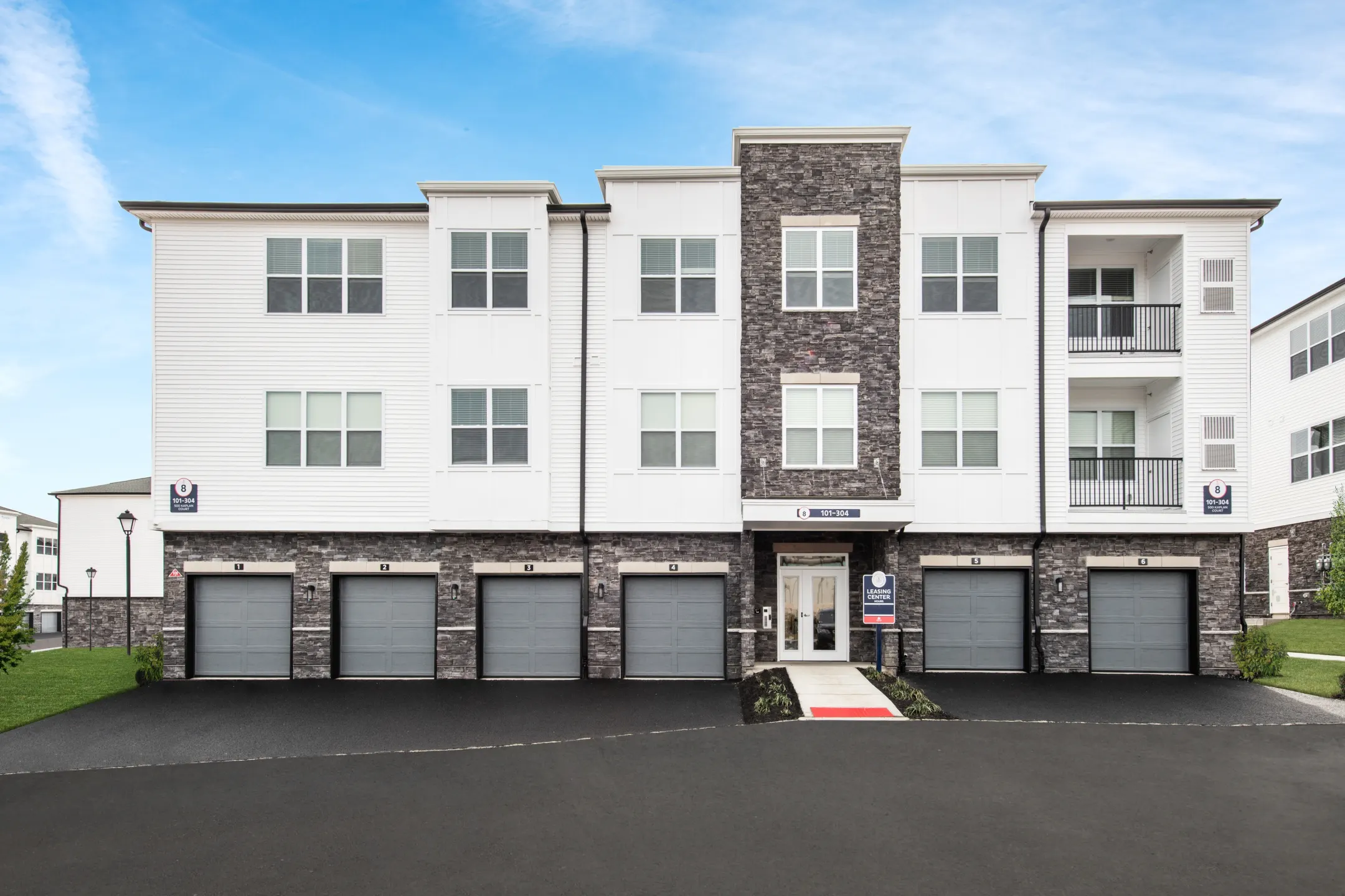 Camelot at Toms River Apartments - Toms River, NJ 08753