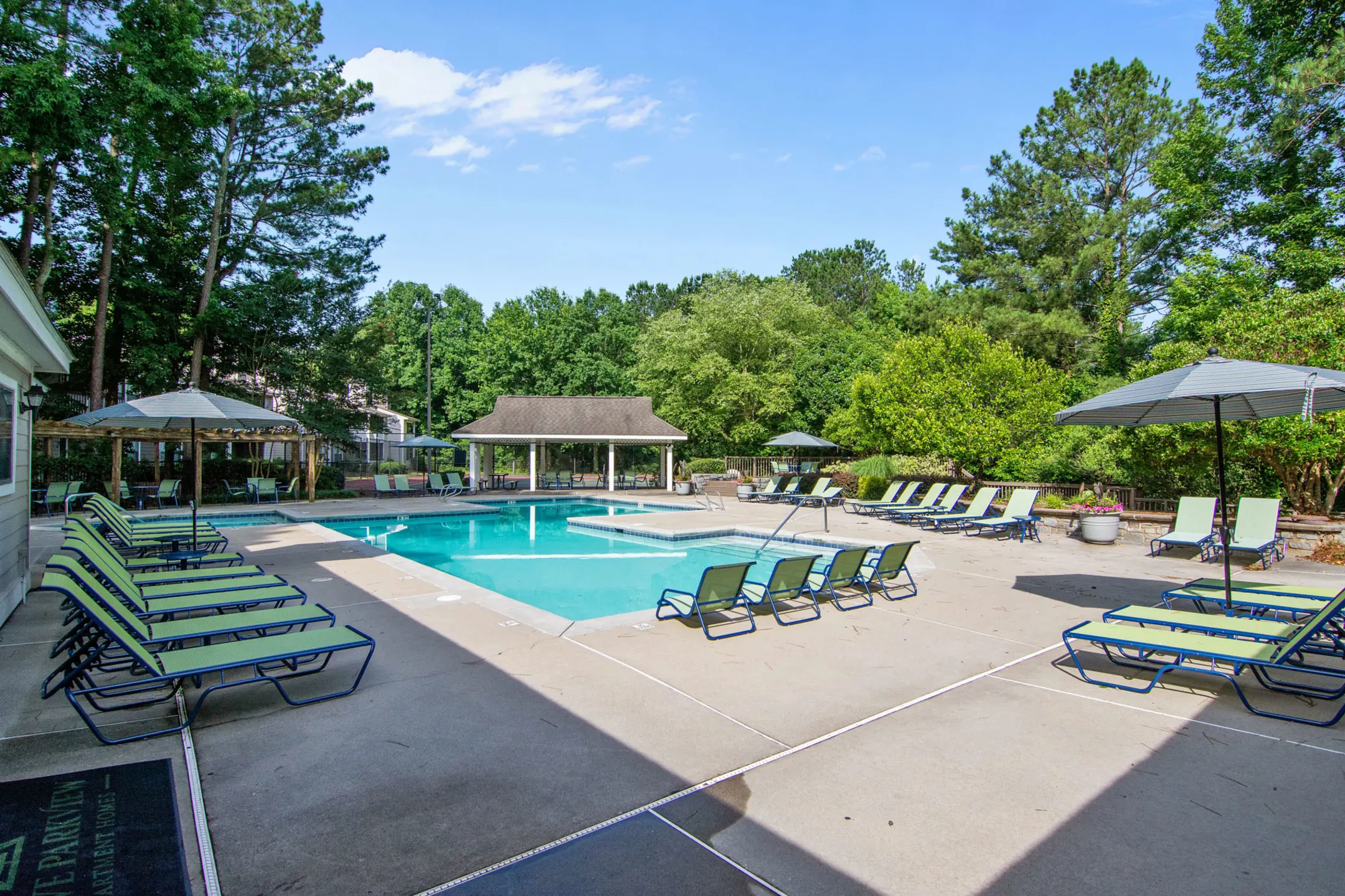 Grove Parkview Apartment Homes Apartments Stone Mountain, GA 30087