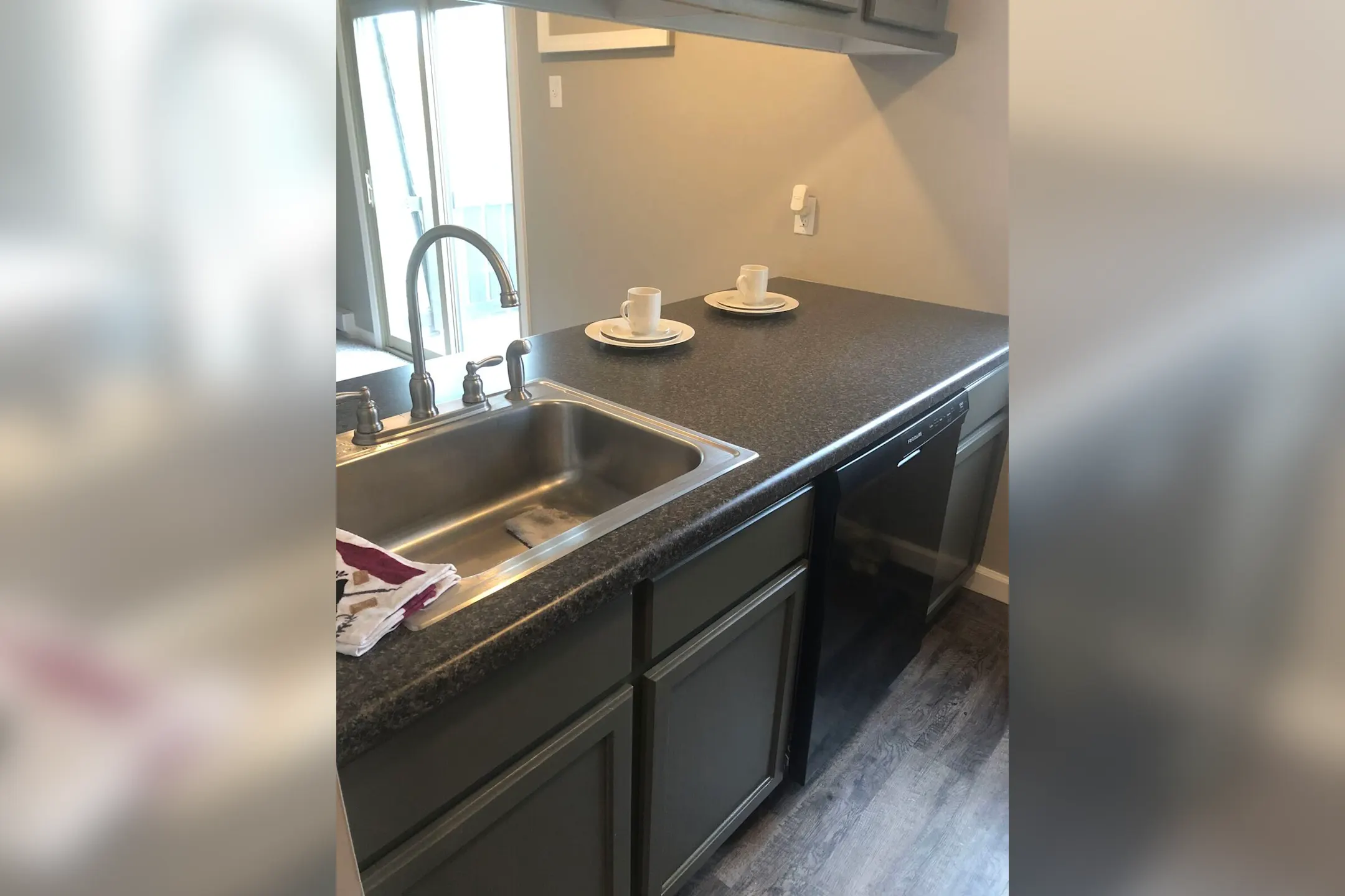 Copper Ridge Apartments Elyria, OH 44035