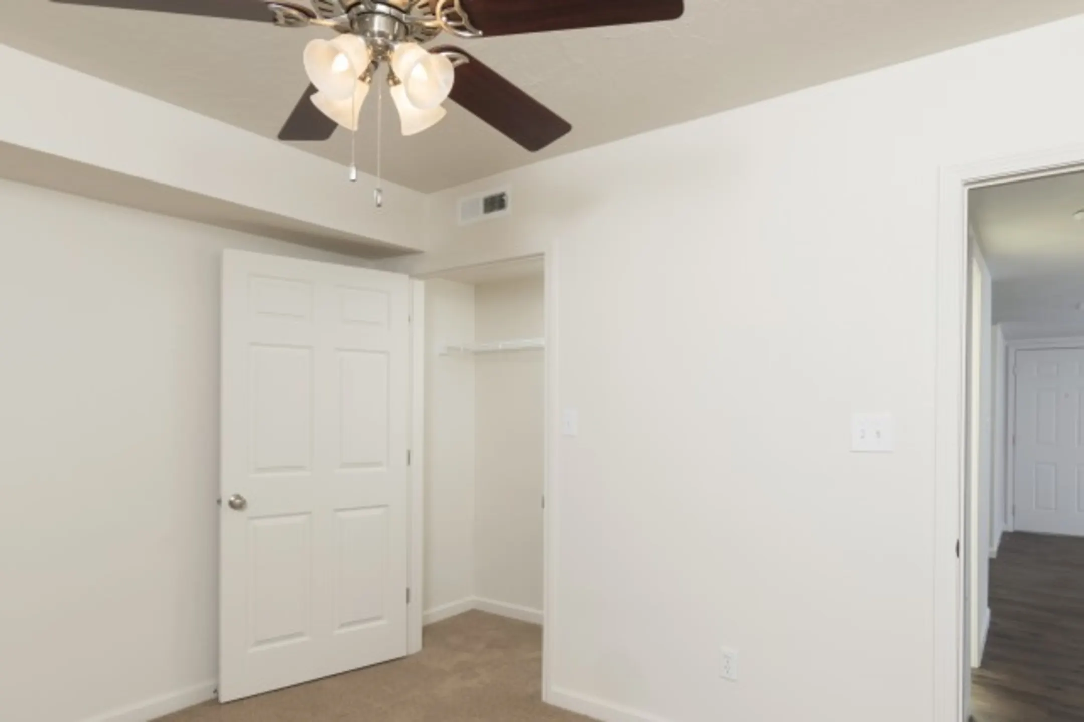 Briarwood Village Apartments Apartments Springfield, MO 65804