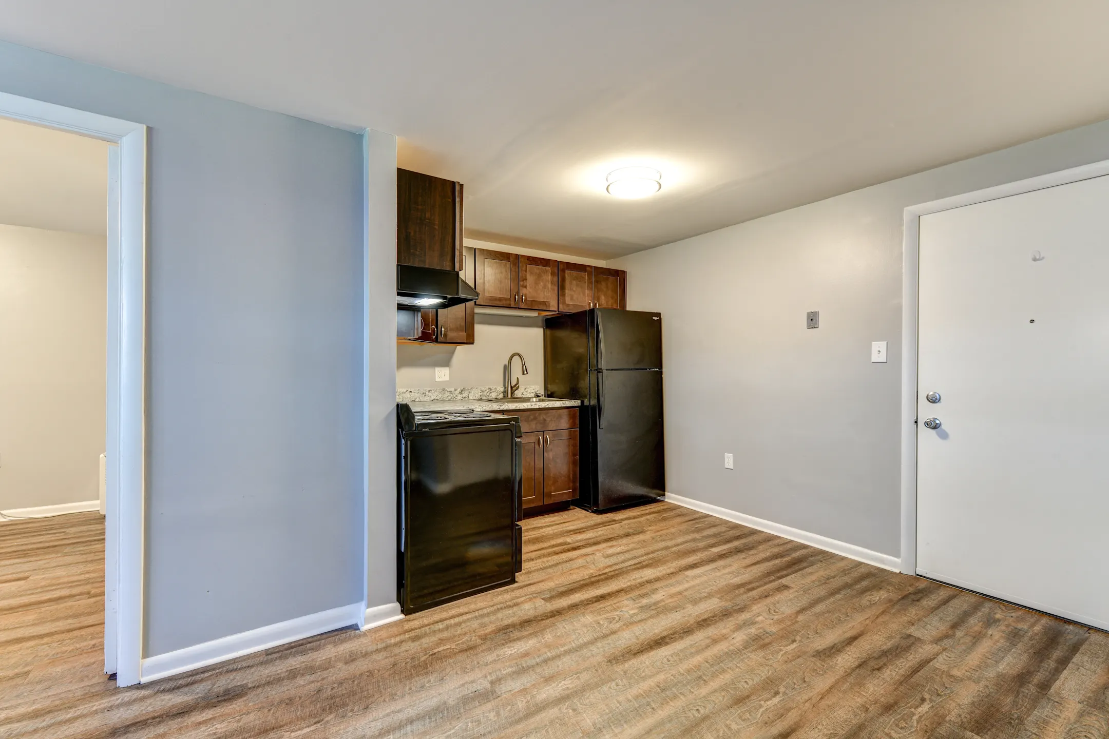 Highland Park Apartments 1149 Columbus Ave Lemoyne, PA Apartments