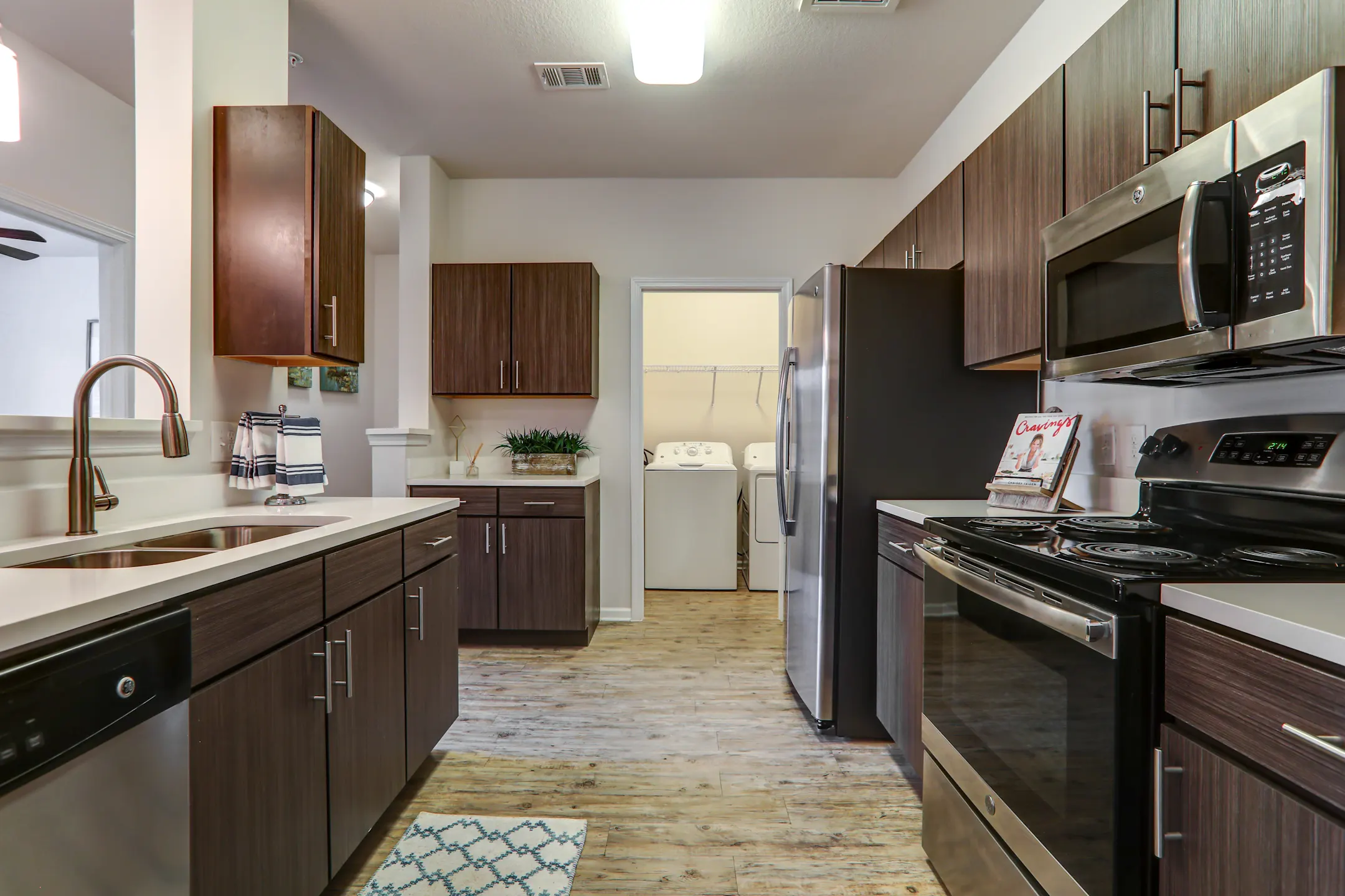 Colonnade at Eastern Shore Apartments Daphne, AL 36526