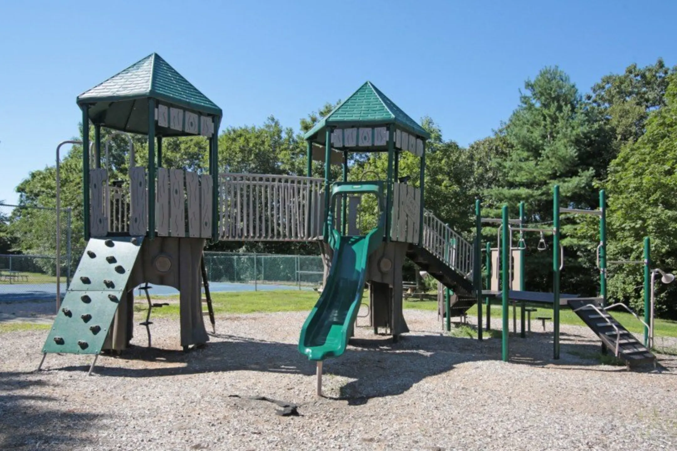 Playground - Country Glen - Groton, CT