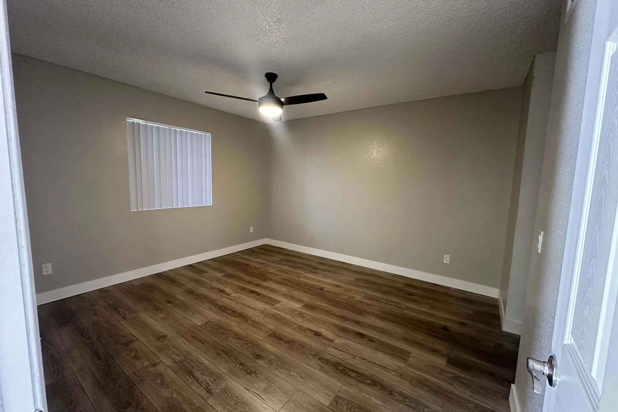 Pine Village Apartments - Riverside, CA 92501