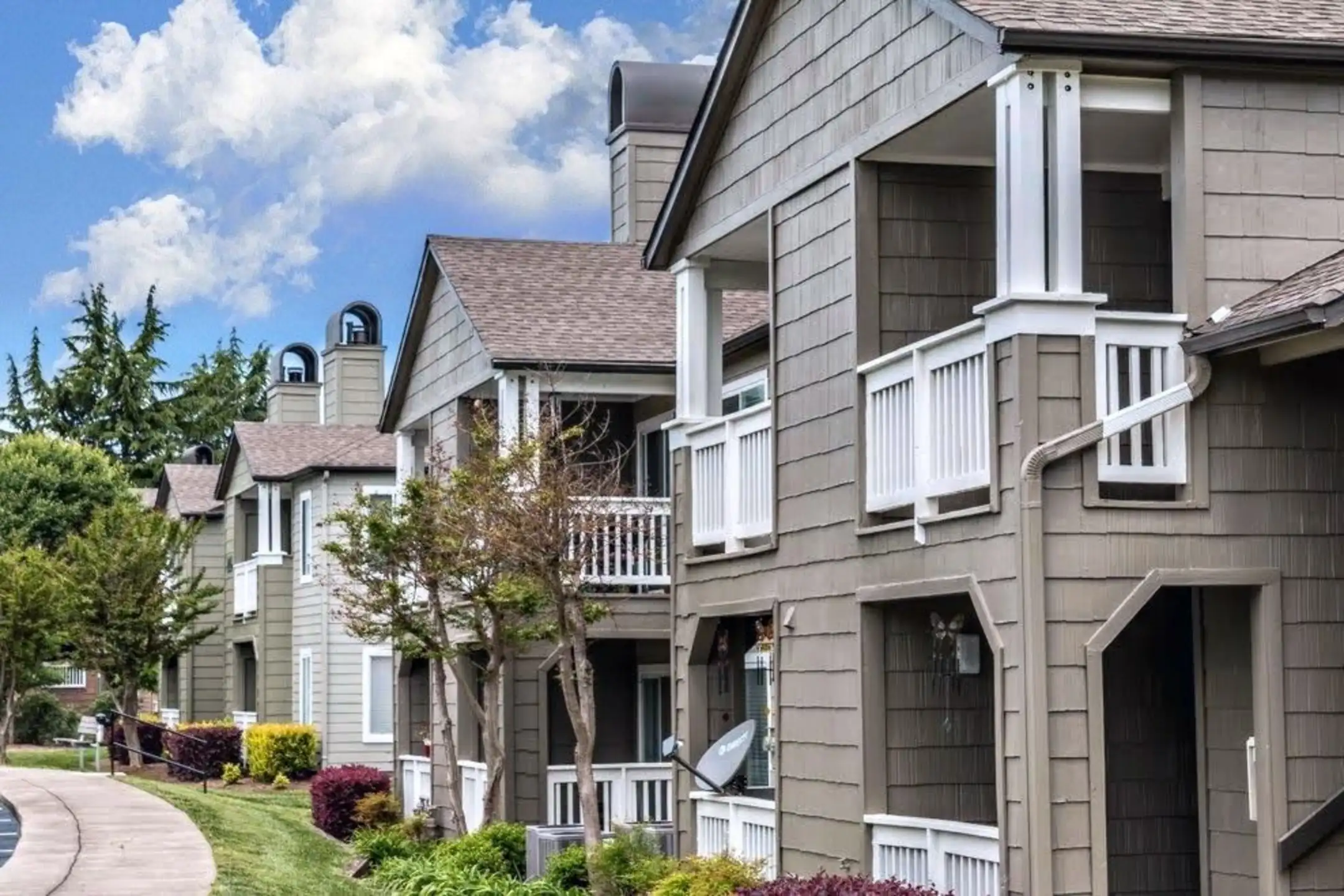 The Crossing At Quail Hollow 8850 Park Rd Charlotte, NC Apartments