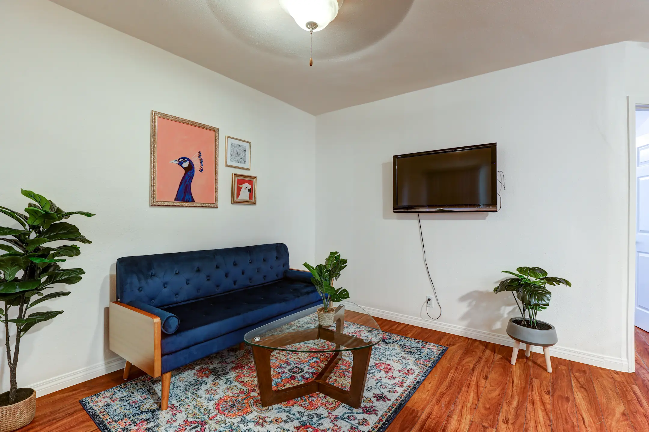 Hollywood Off Vine Apartments Los Angeles, CA 90038