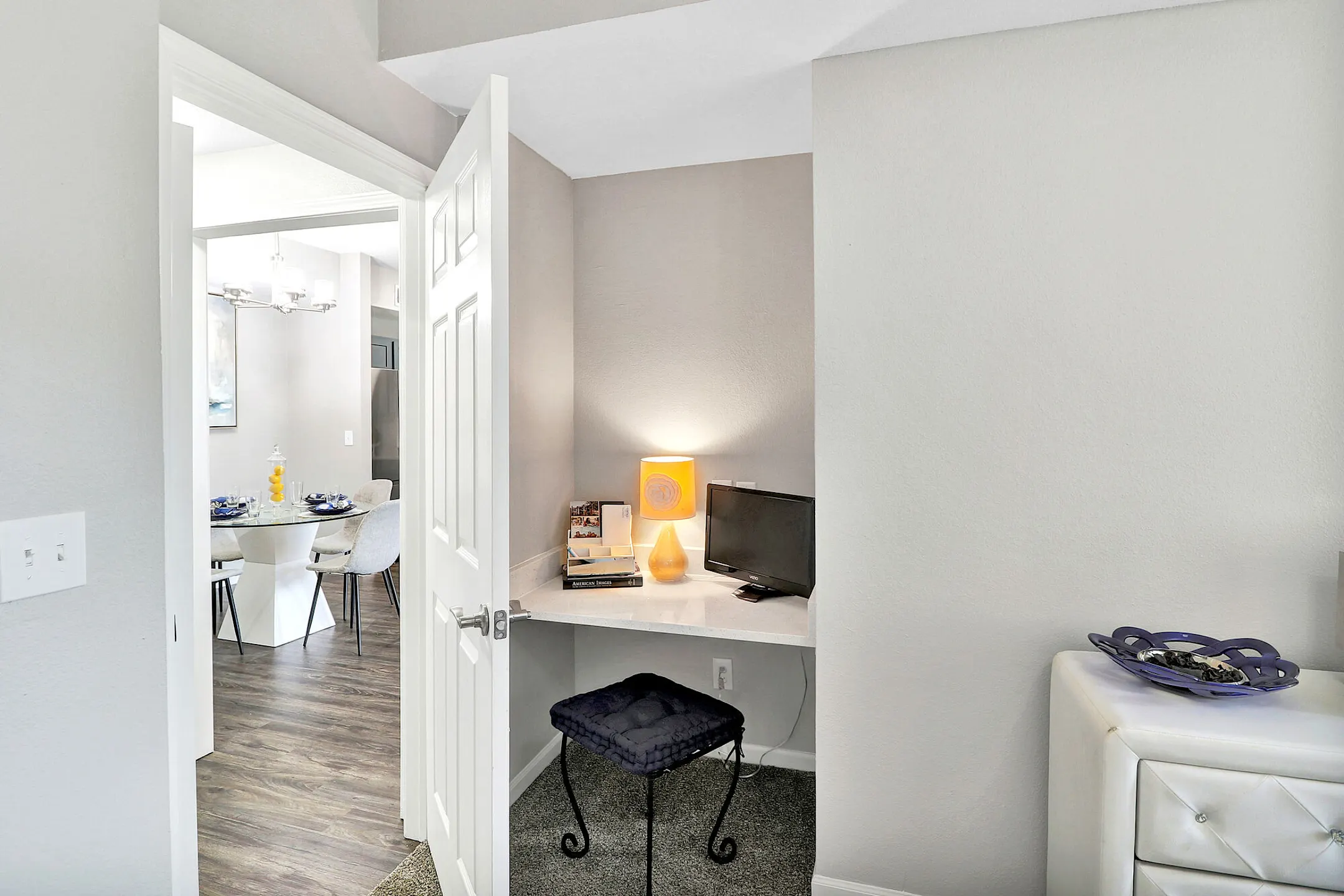 The Vintage At Zona Rosa Apartments Kansas City, MO 64153