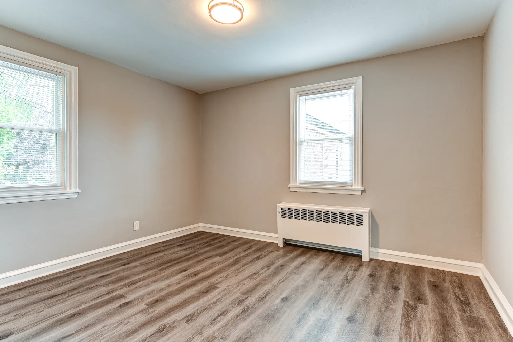 Jenkintown Gardens 155 Washington Ln Jenkintown, PA Apartments for