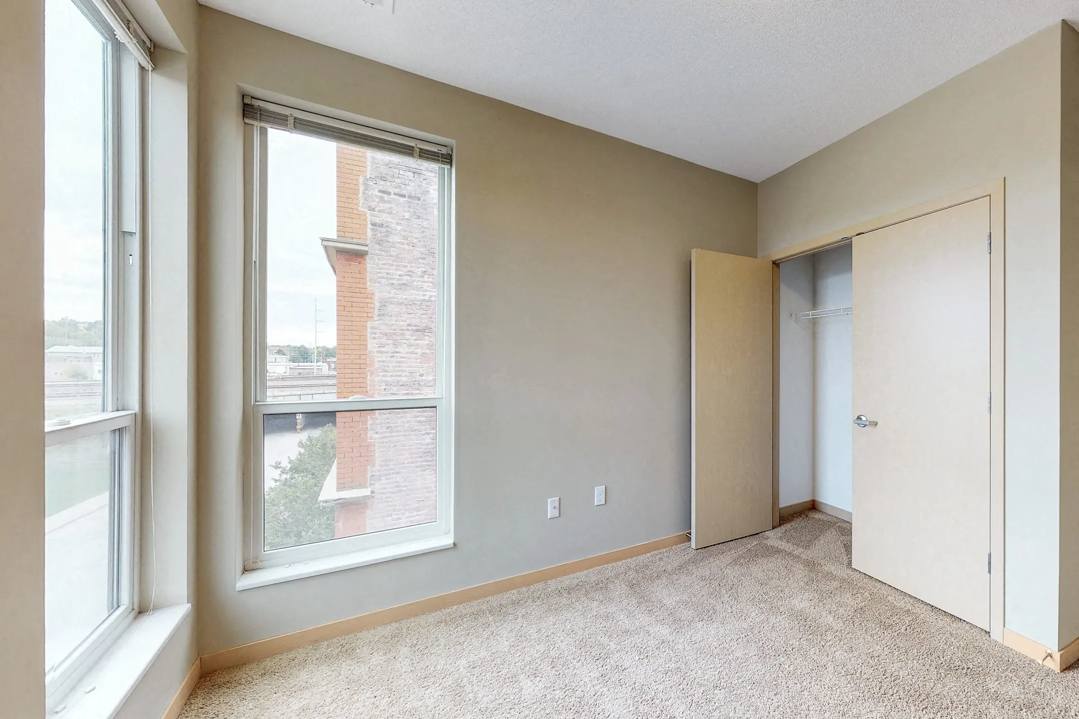 L14 Flats Apartments Omaha, NE 68108