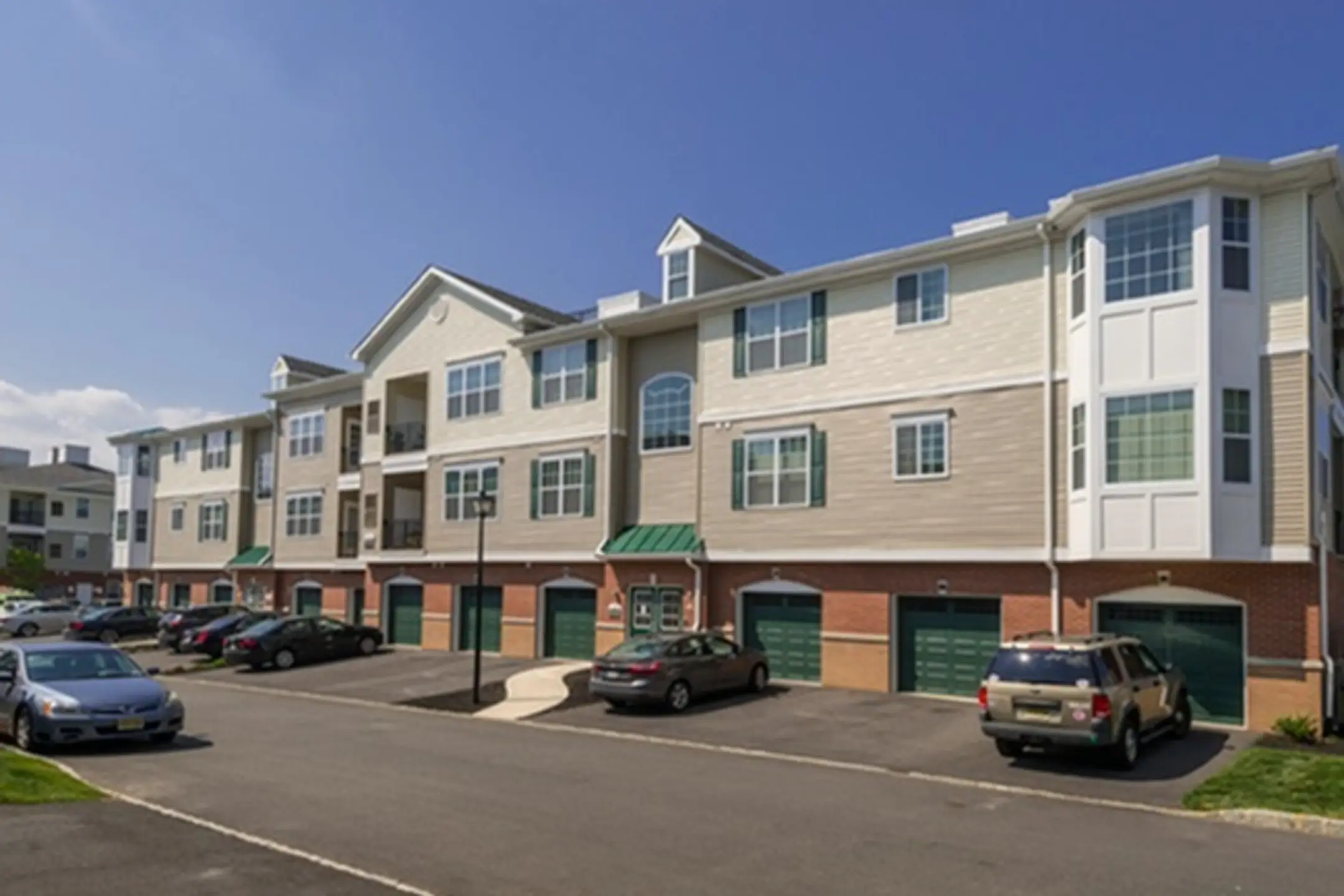 Camelot at Marlboro 98 Lukas Blvd. NJ Apartments for