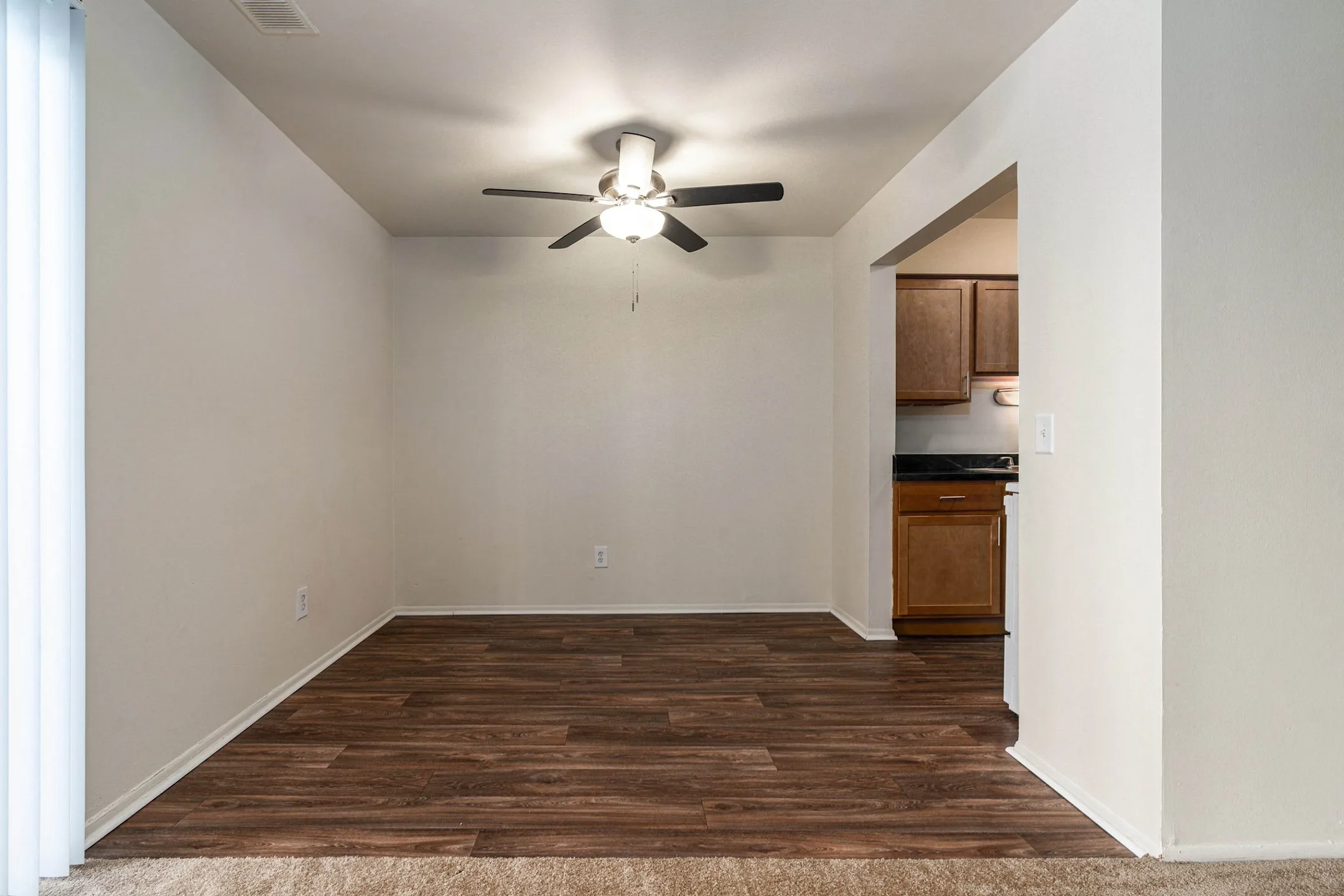 Drawbridge 36420 Union Lake Rd Harrison Township, MI Apartments for