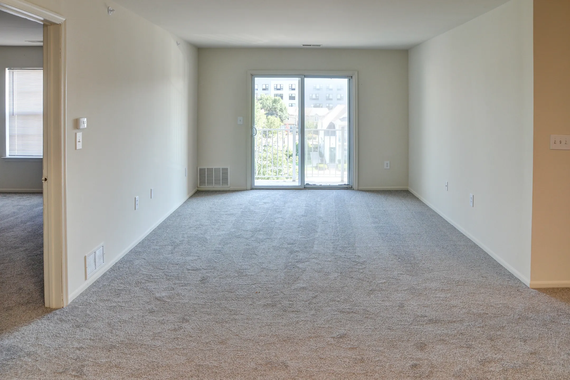 Meridian Terrace/Meridian Square Apartments Carteret, NJ 07008