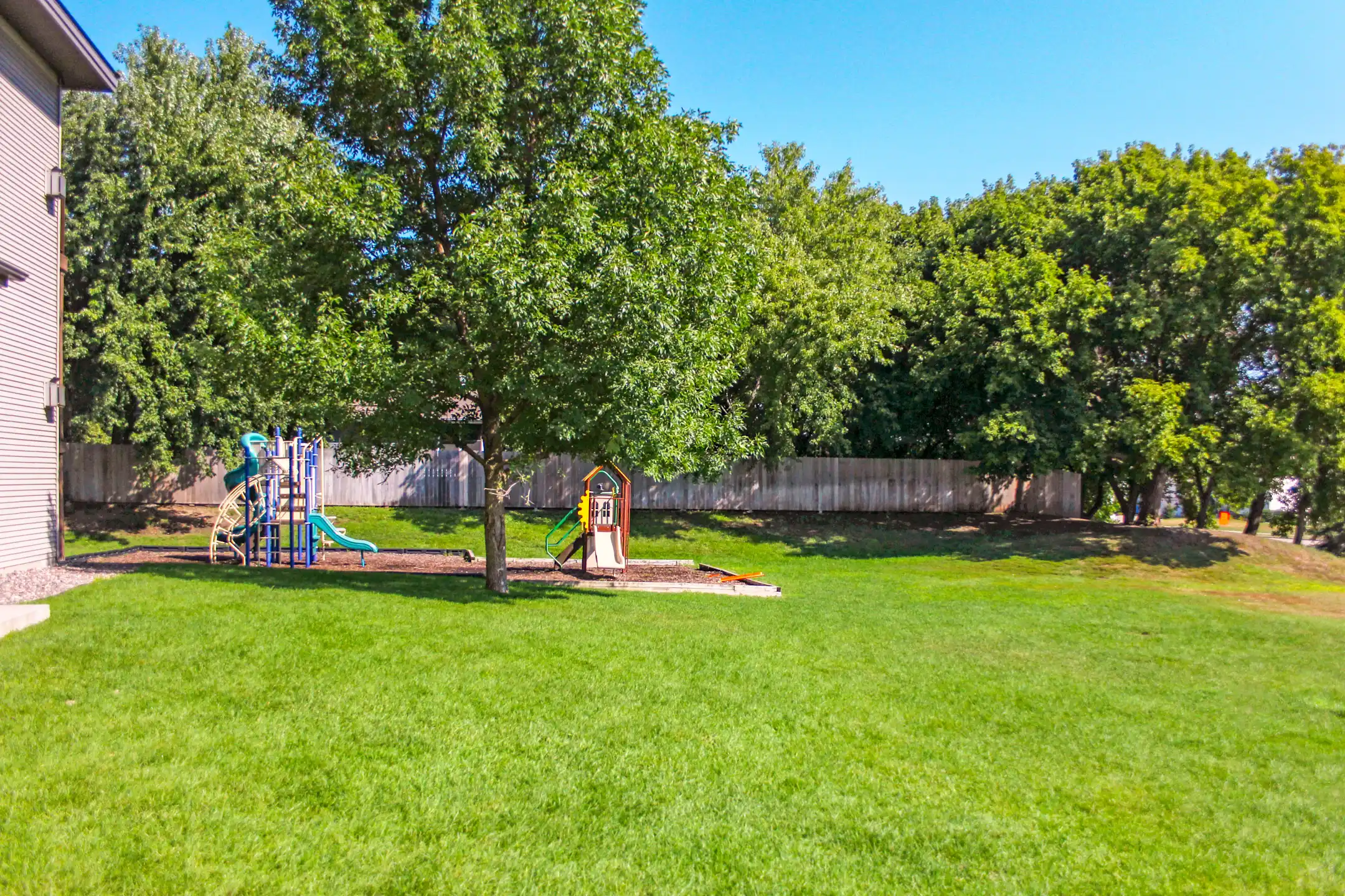 Winfield Townhomes 3950 W 141st St Savage, MN Apartments for Rent Rent.