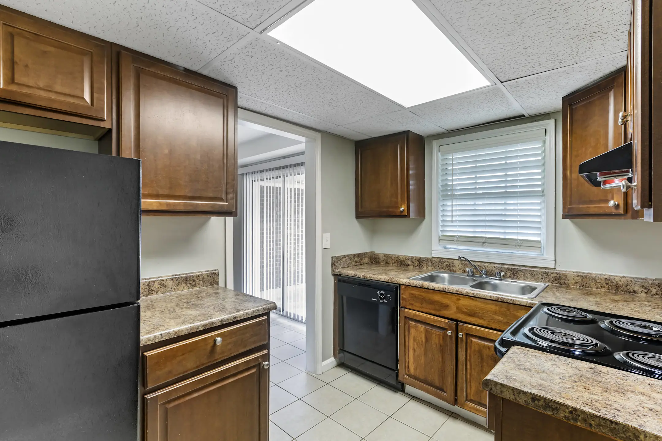 Laurel Pointe Apartments Apartments Forest Park, GA 30297