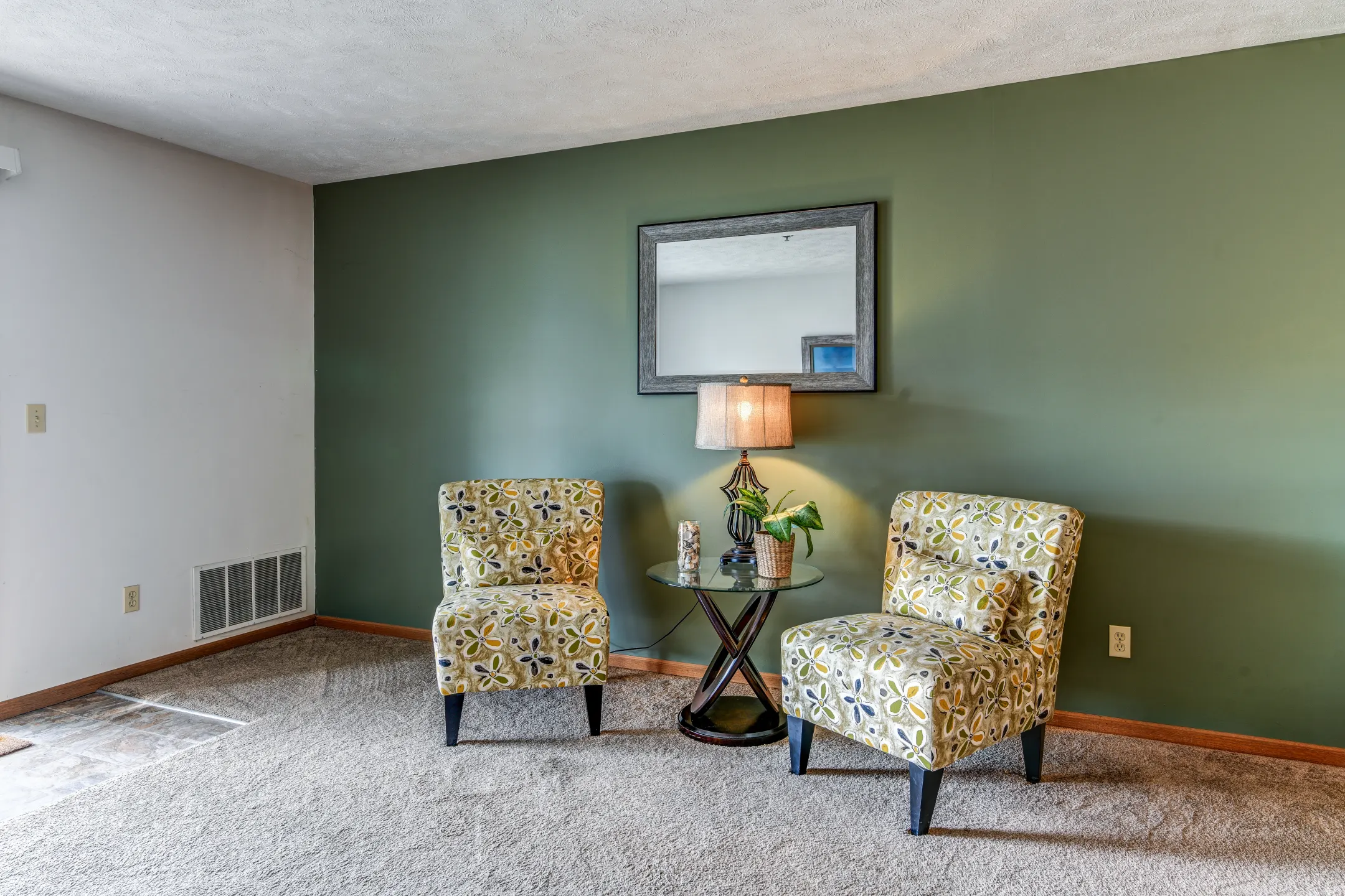 ThornBarry Apartments Apartments Middleville, MI 49333