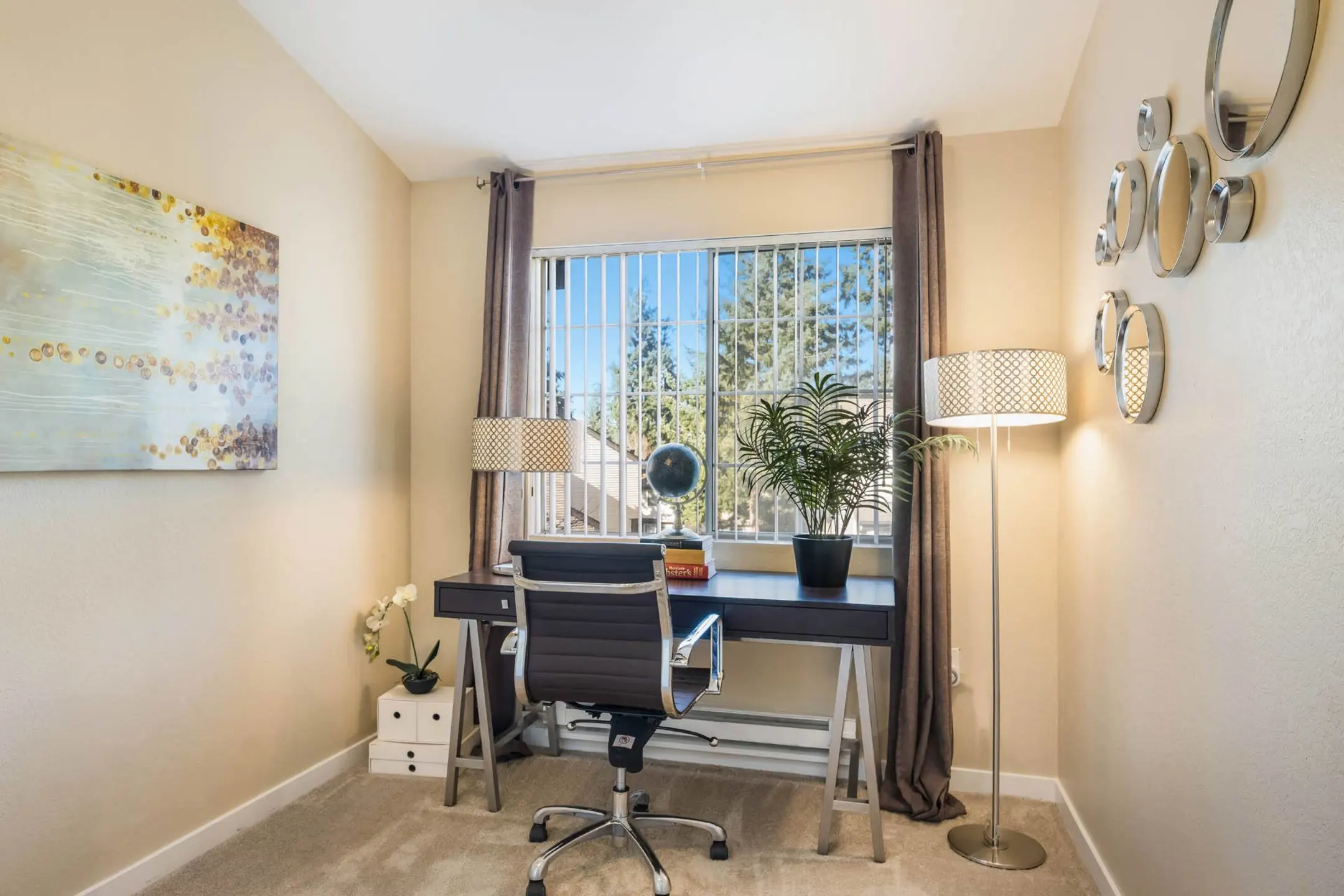 Arcadia Townhomes 1300 SW Campus Dr Federal Way, WA Townhomes for